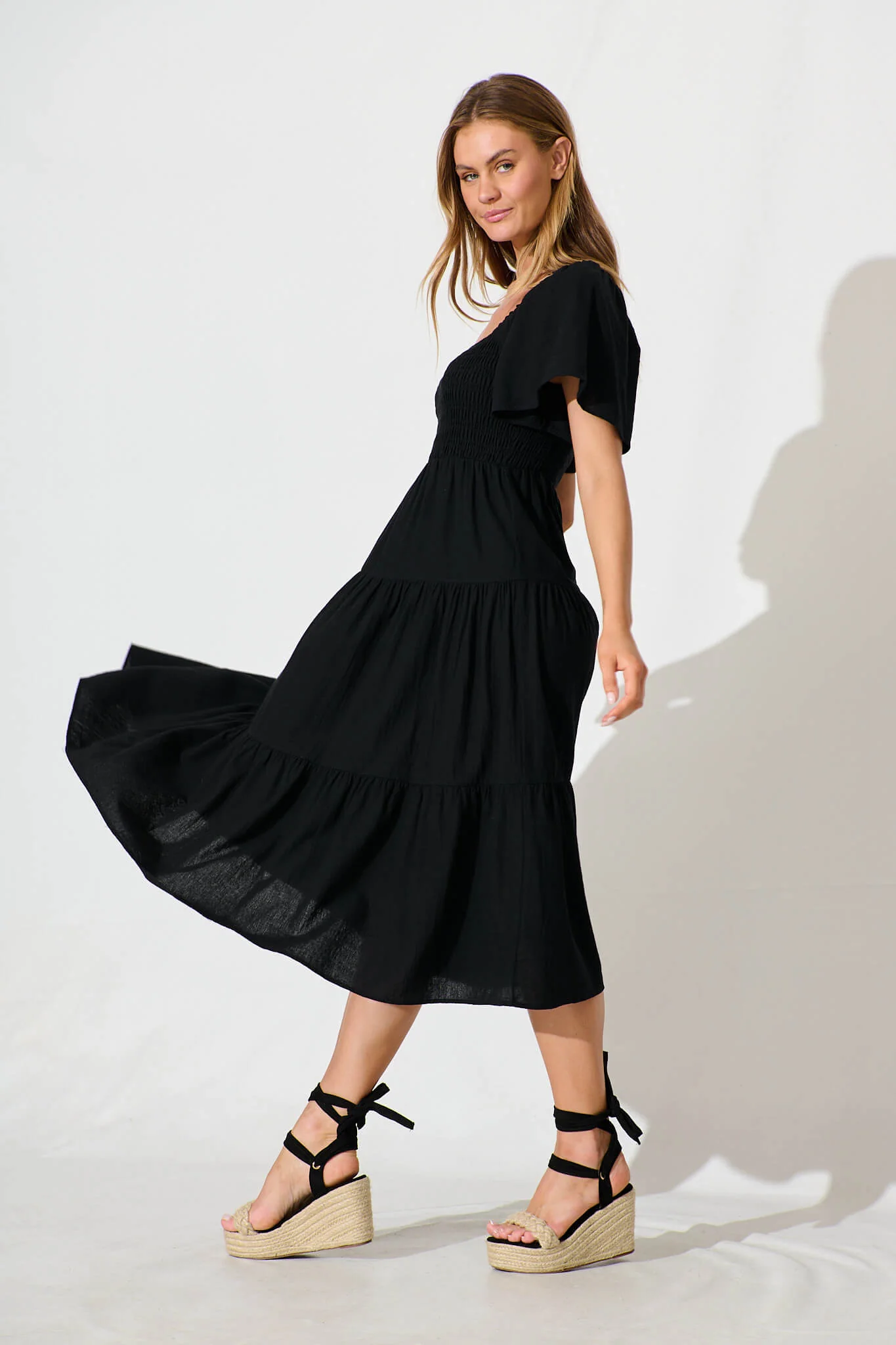 Akino Midi Dress in Black - Image 3