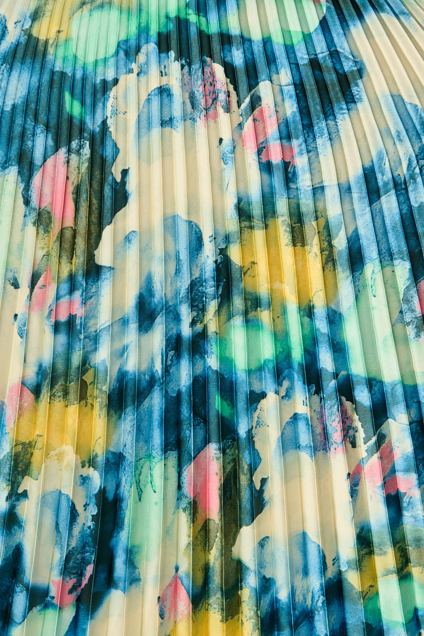 Allison Midi Pleat Skirt in Blue Multi Watercolour Satin - Image 6