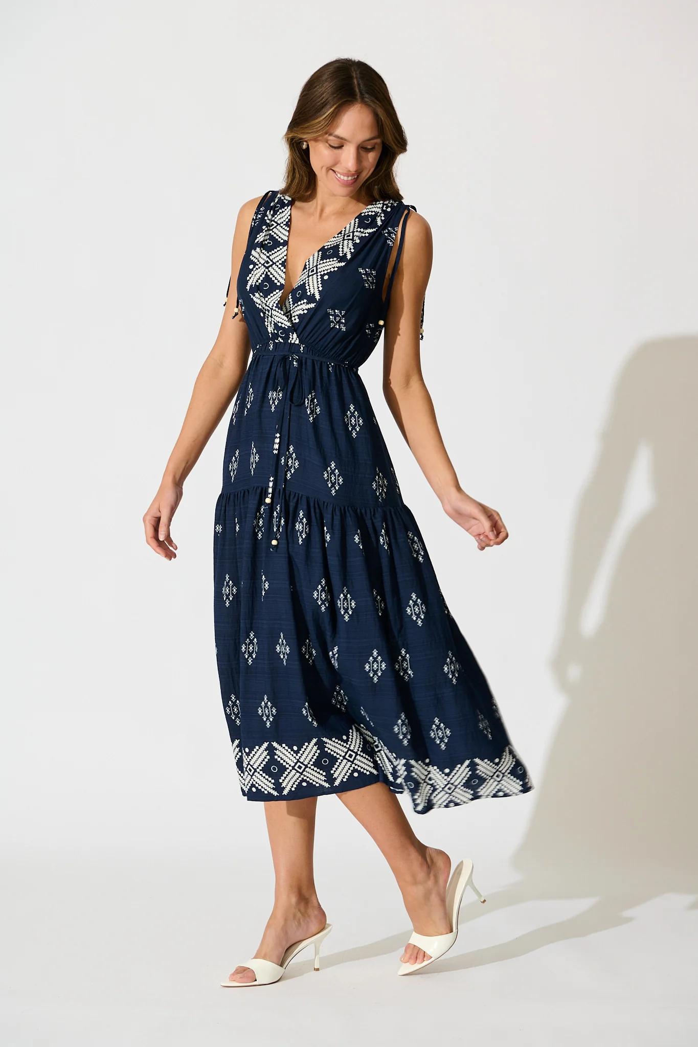 Amabelle Midi Dress in Navy with White Border Linen Blend - Image 3