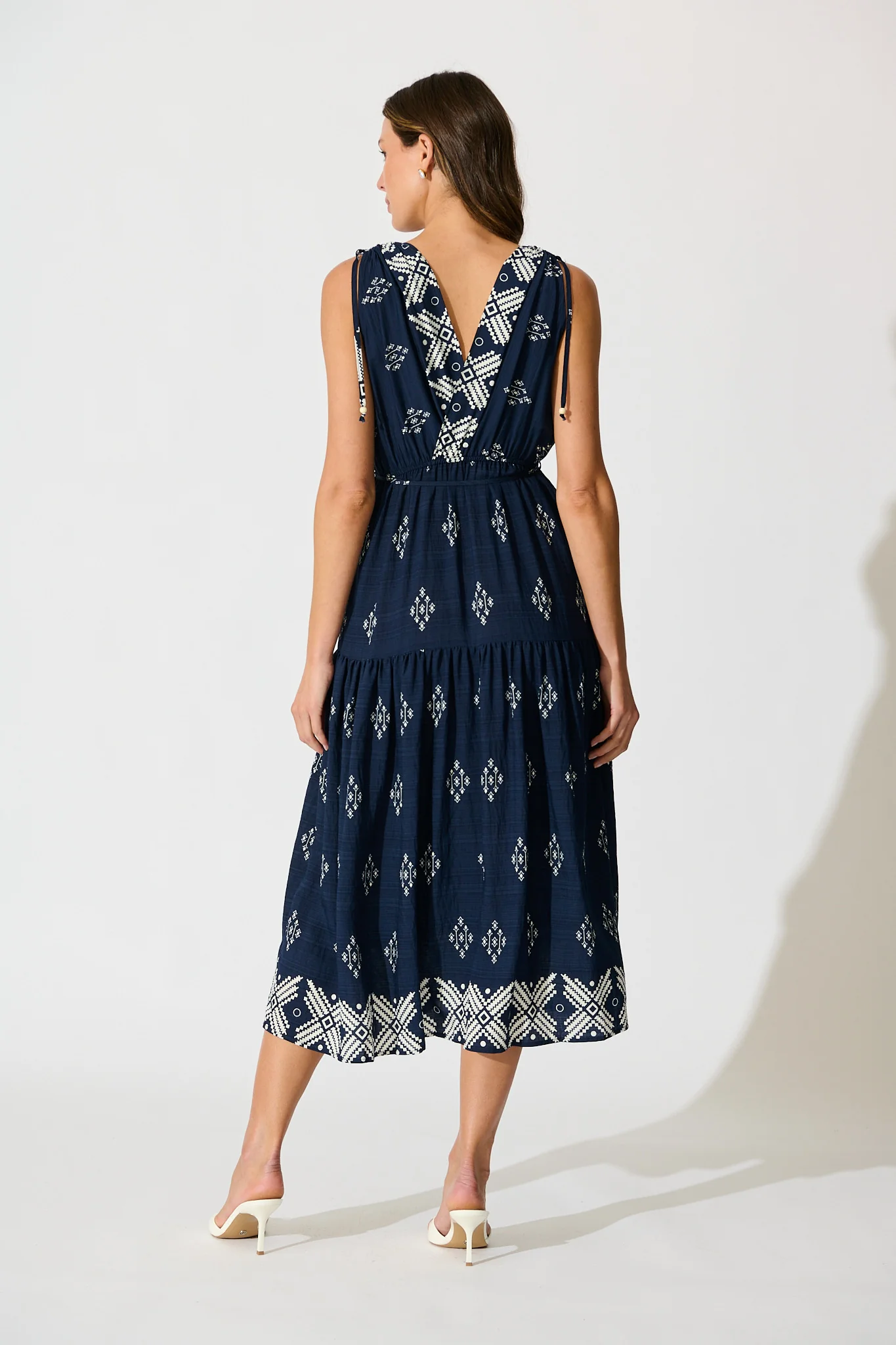 Amabelle Midi Dress in Navy with White Border Linen Blend - Image 4