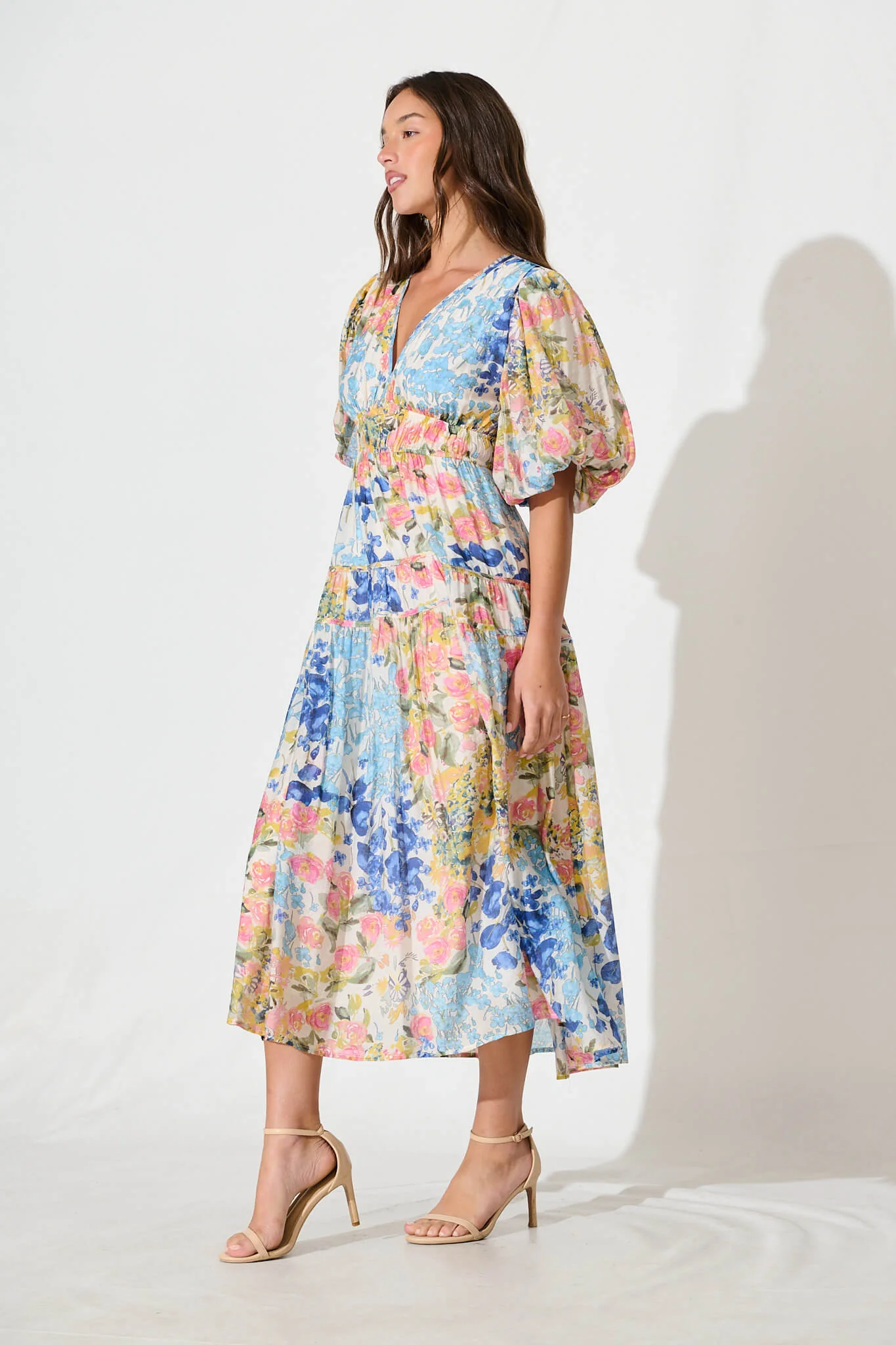 Amalie Midi Dress In Vintage Floral Print - Image 3