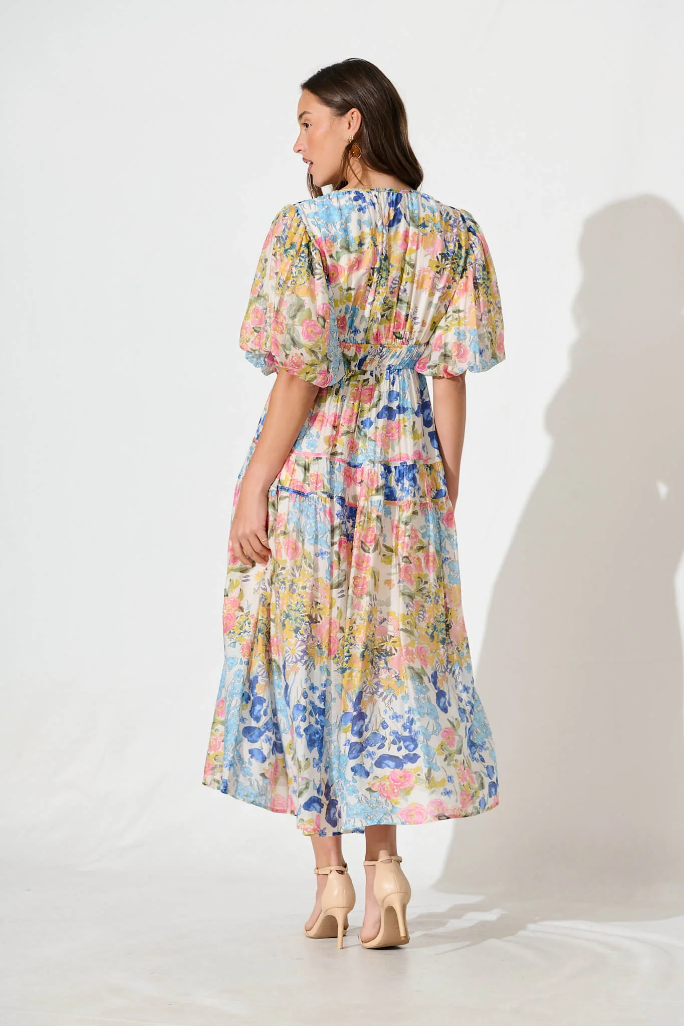 Amalie Midi Dress In Vintage Floral Print - Image 4