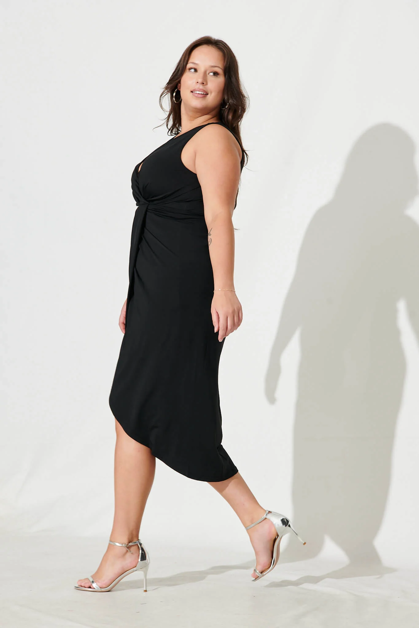 Amanda Midi Dress In Black - Image 7
