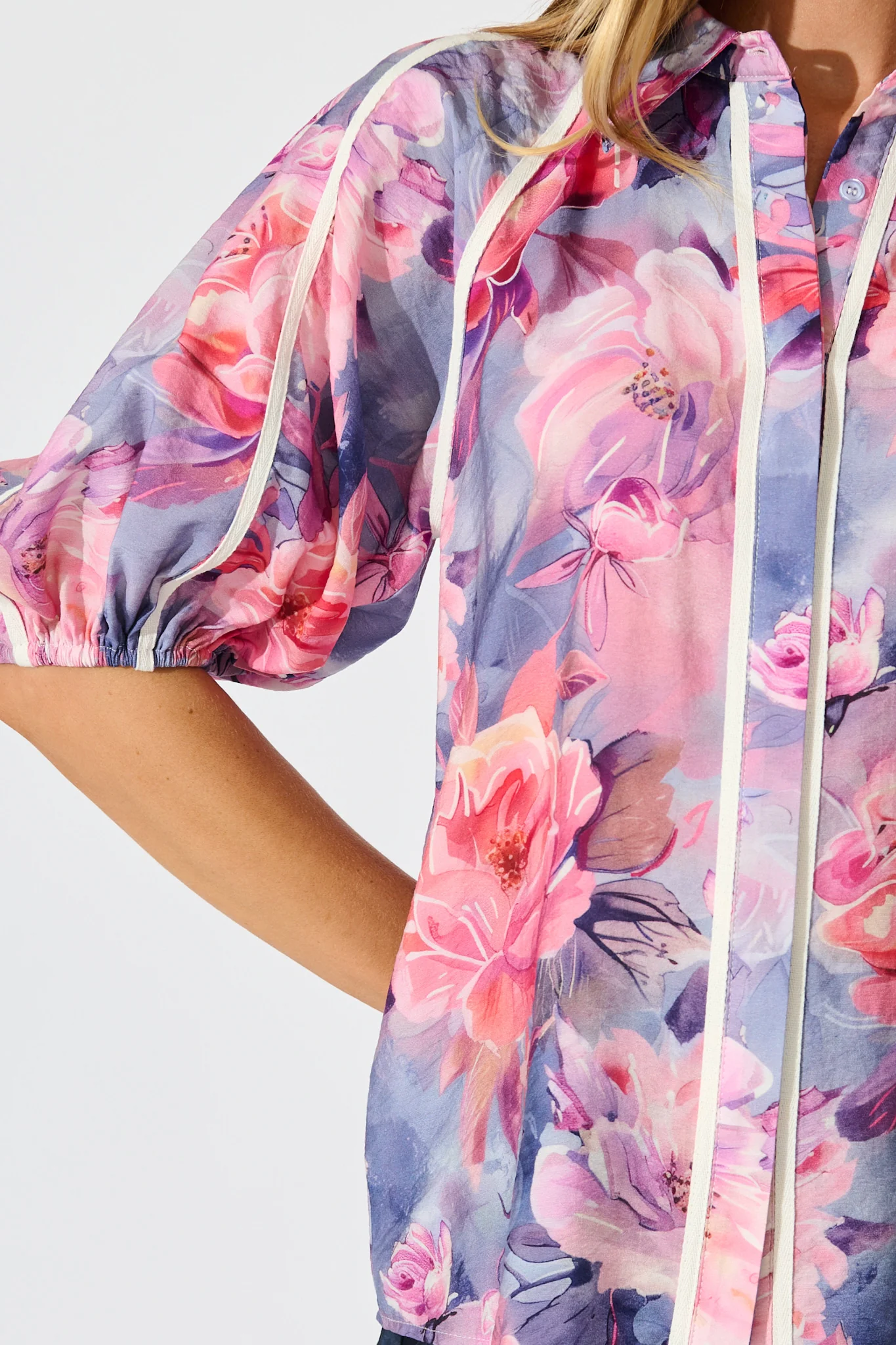 Amelio Shirt in Blue with Pink Floral - Image 5