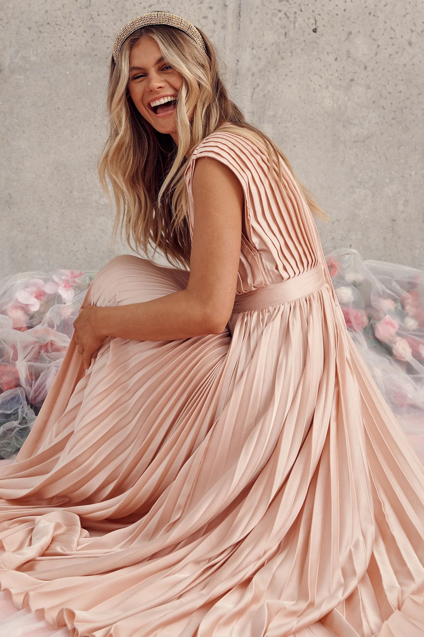 Anetta Midi Dress In Pleated Blush Satin - Image 3