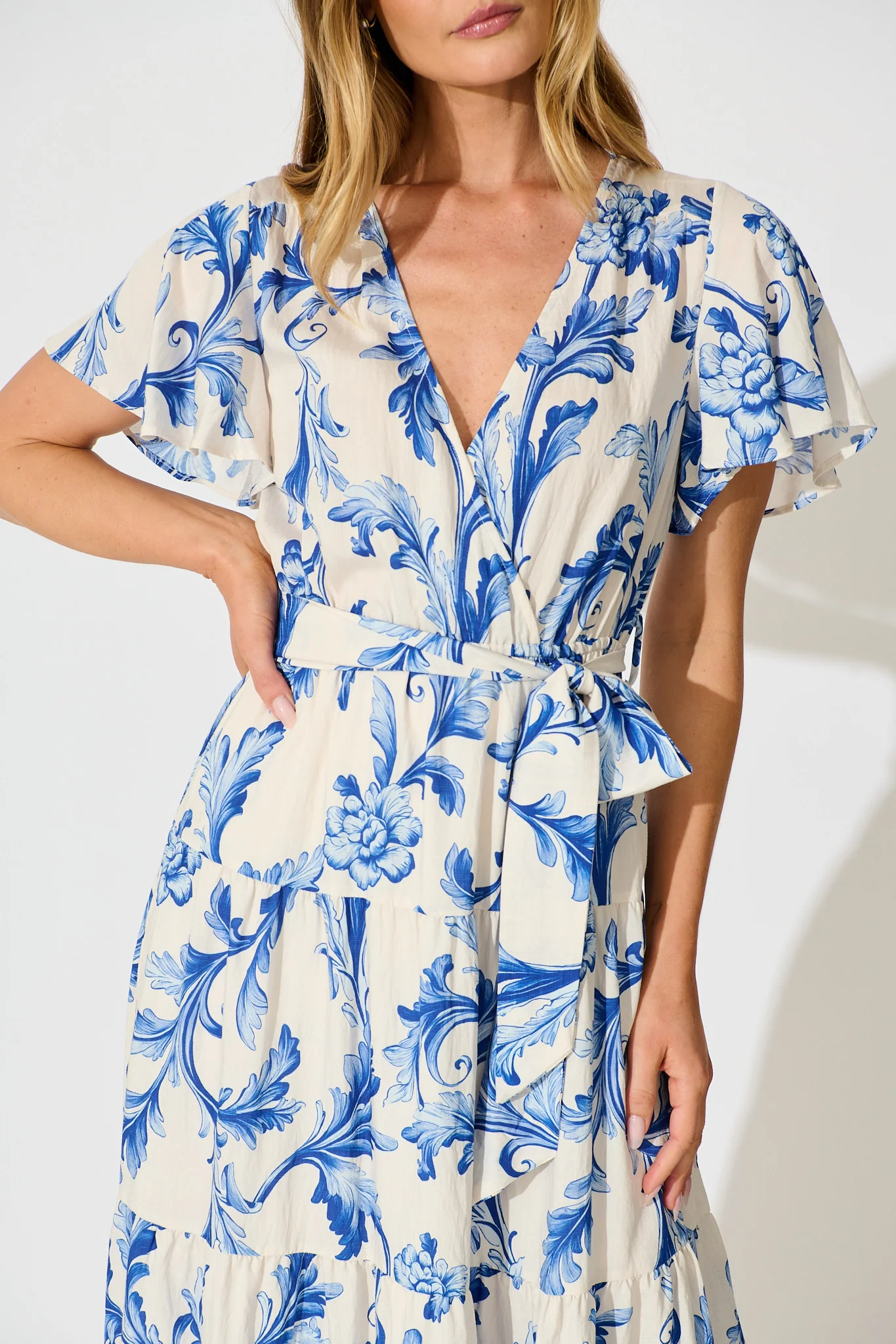 Annalyse Midi Dress in White with Blue Floral - Image 5