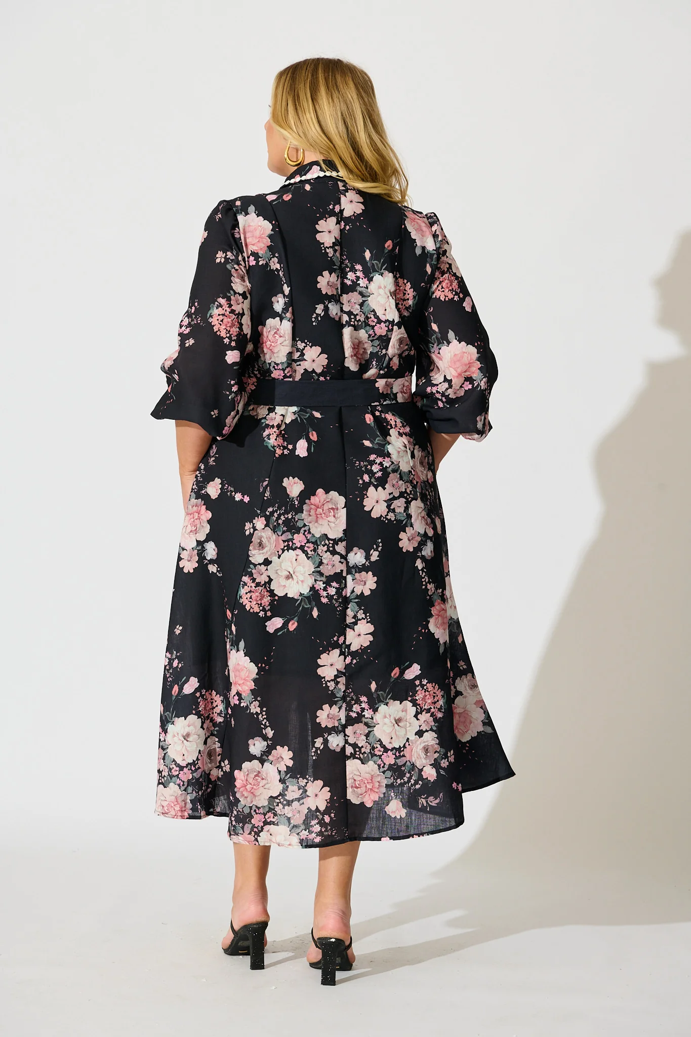Art Of Bloom Midi Shirt Dress in Black with Blush Floral Linen Blend - Image 8