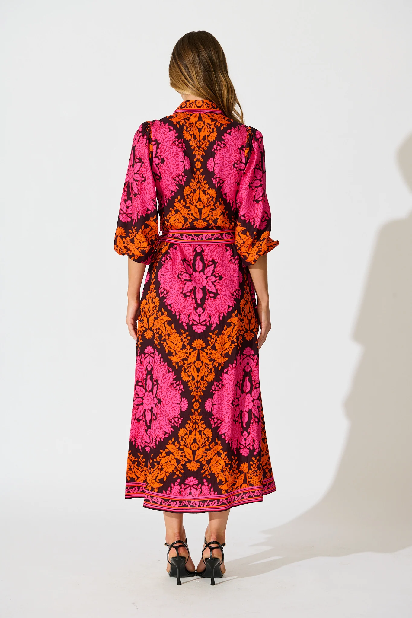 Aurelina Maxi Dress In Pink And Orange Floral Linen Blend - Image 4