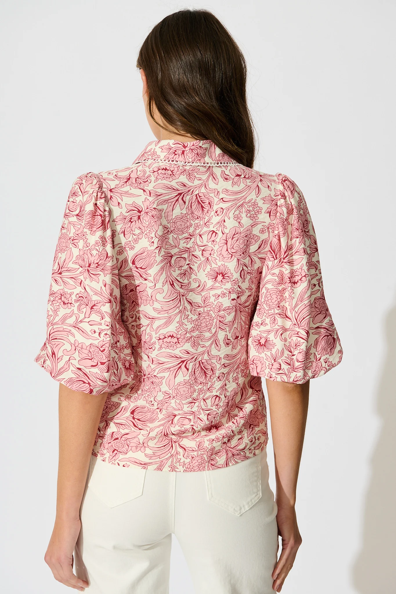 Azami Shirt in White with Pink Floral - Image 3