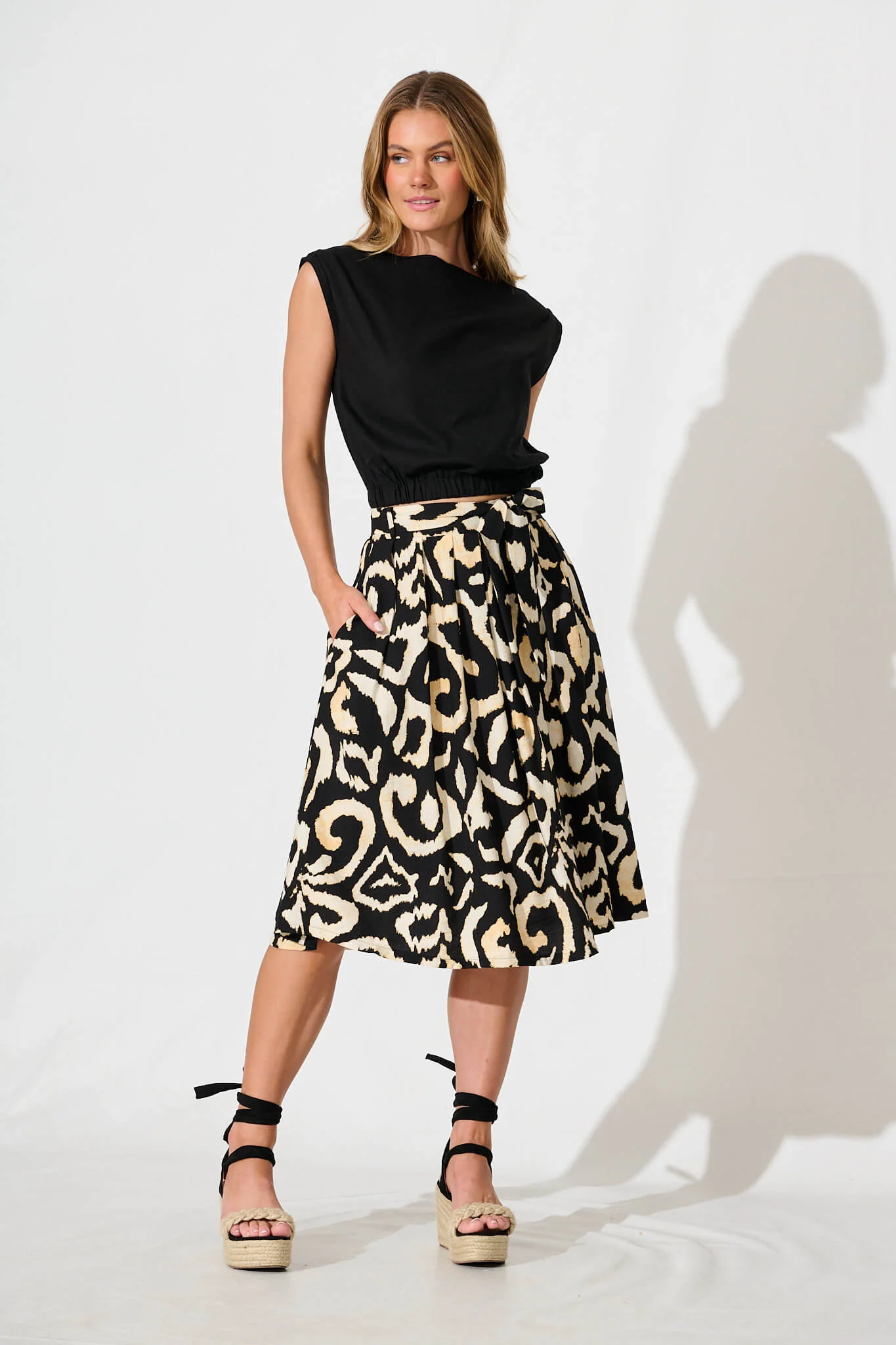 Bailey Midi Skirt In Black With Cream Abstract - Image 4