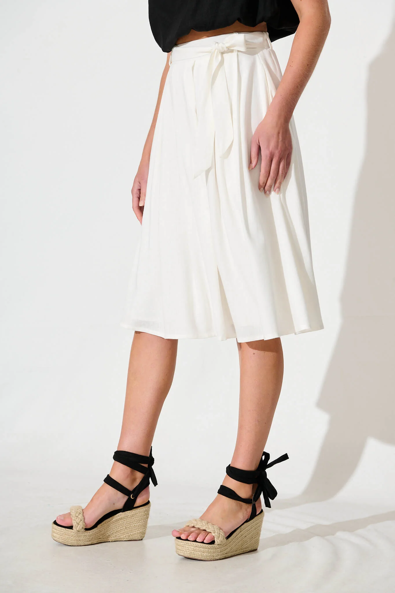 Bailey Midi Skirt in White Linen - Image 2