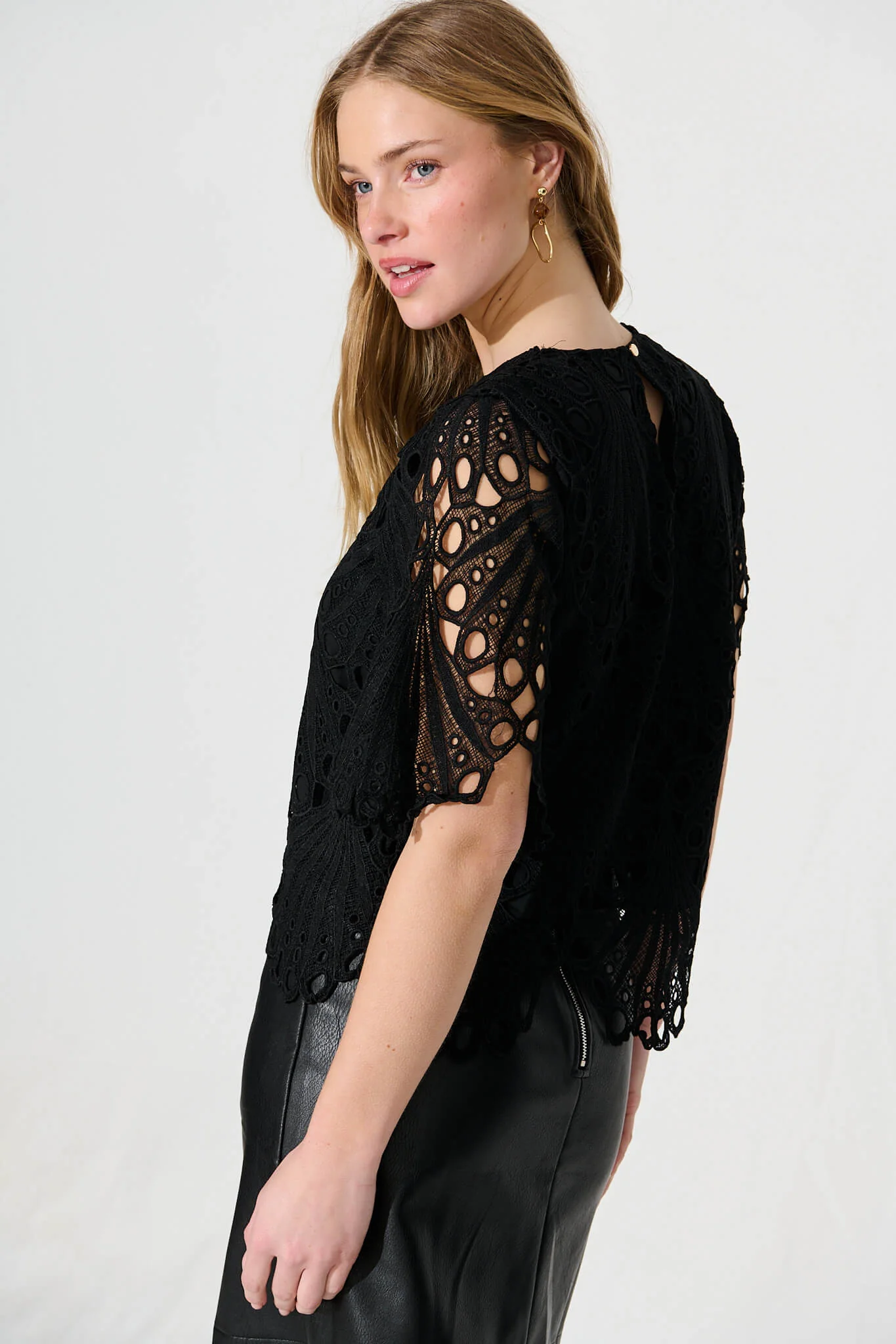 Bel Air Top In Black Lace - Image 3