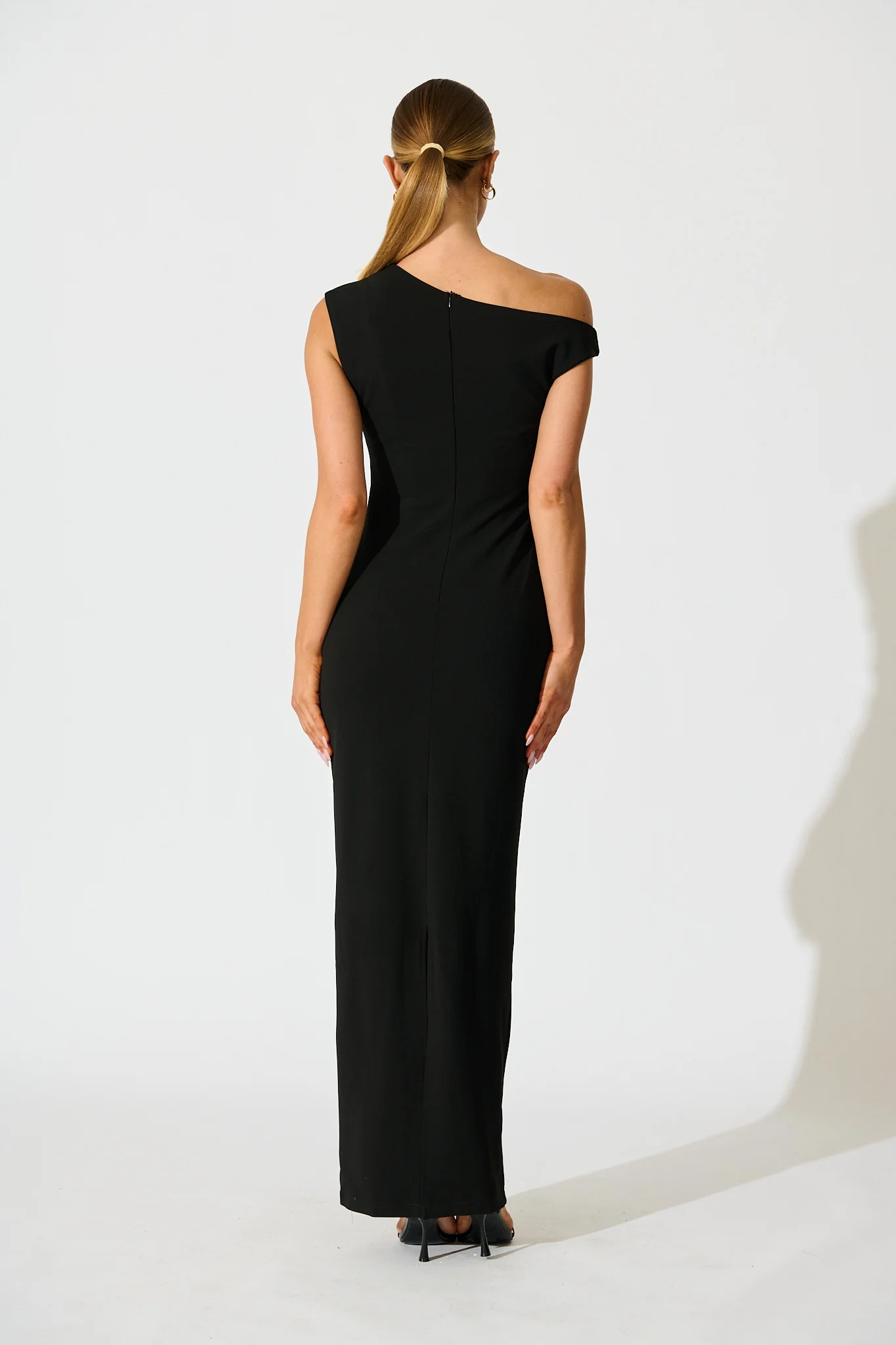 Belladonna Maxi Dress In Black - Image 7