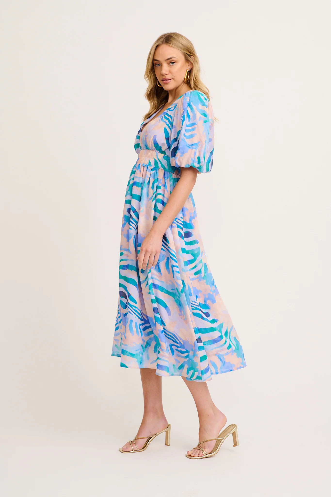 Best Dressed Maxi Dress in Blue Multi Print - Image 3