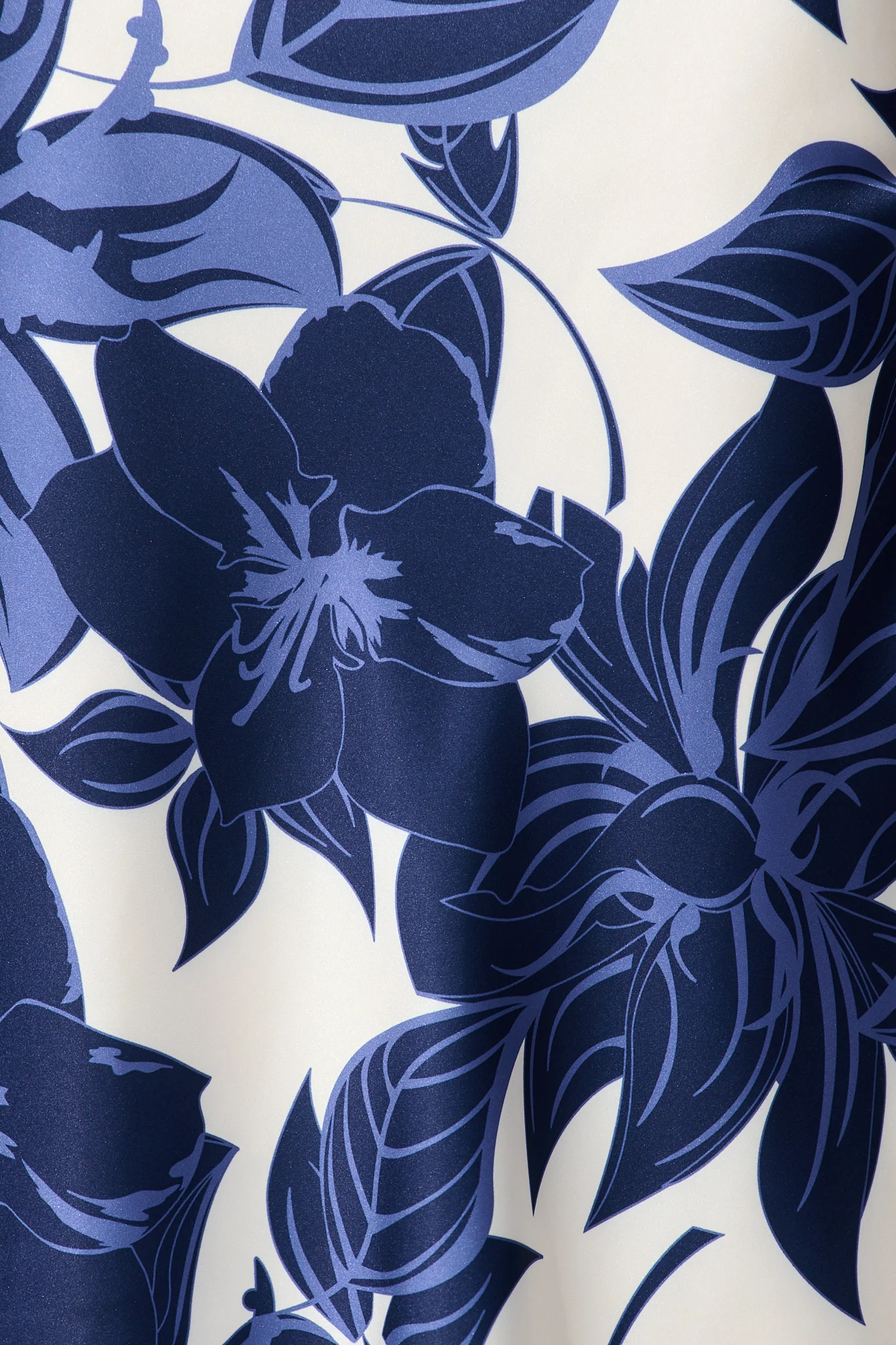 Bloom Aura Off Shoulder Maxi Dress in Navy Floral - Image 6