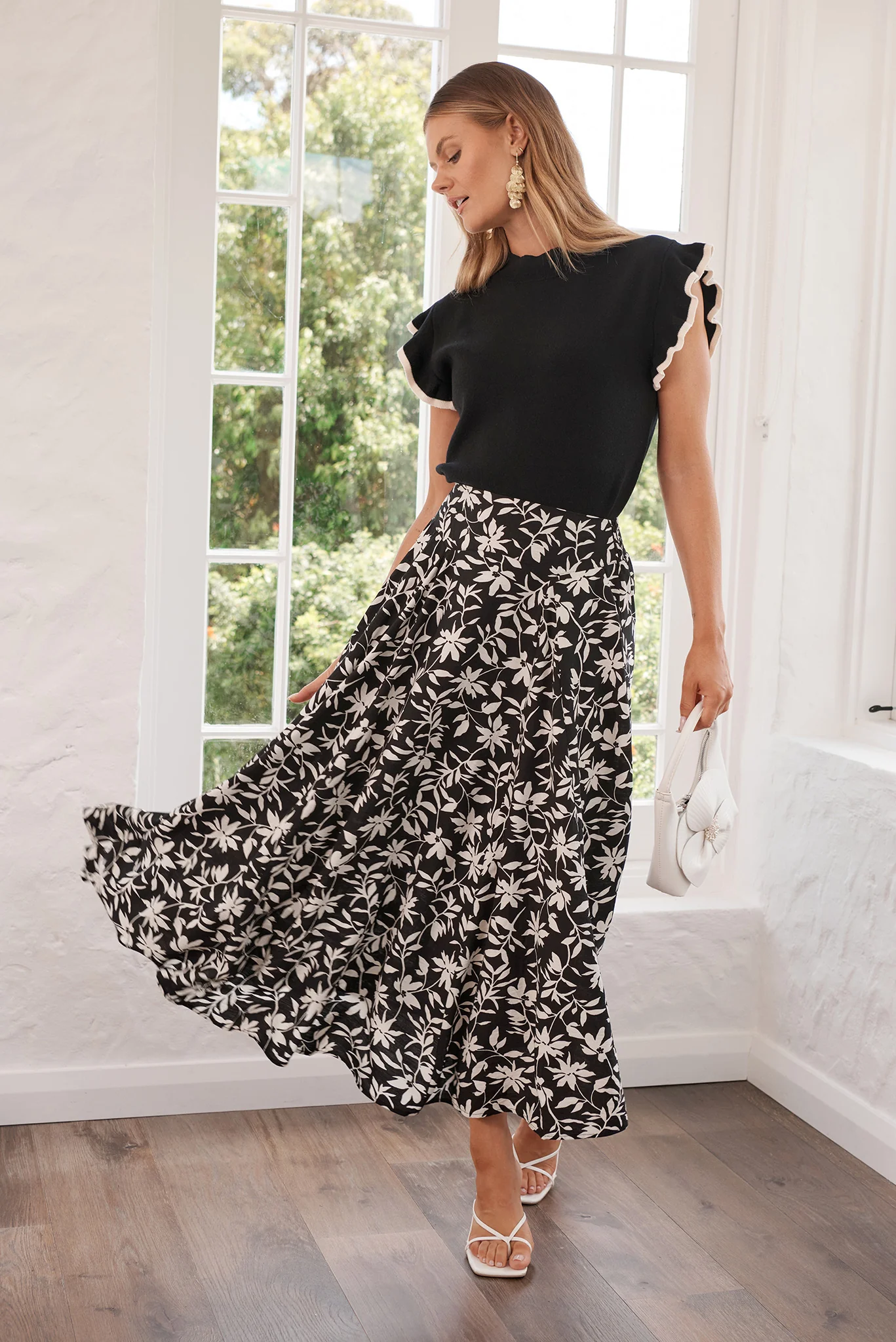 Brandsy Maxi Skirt In Black With Cream Floral - Image 3