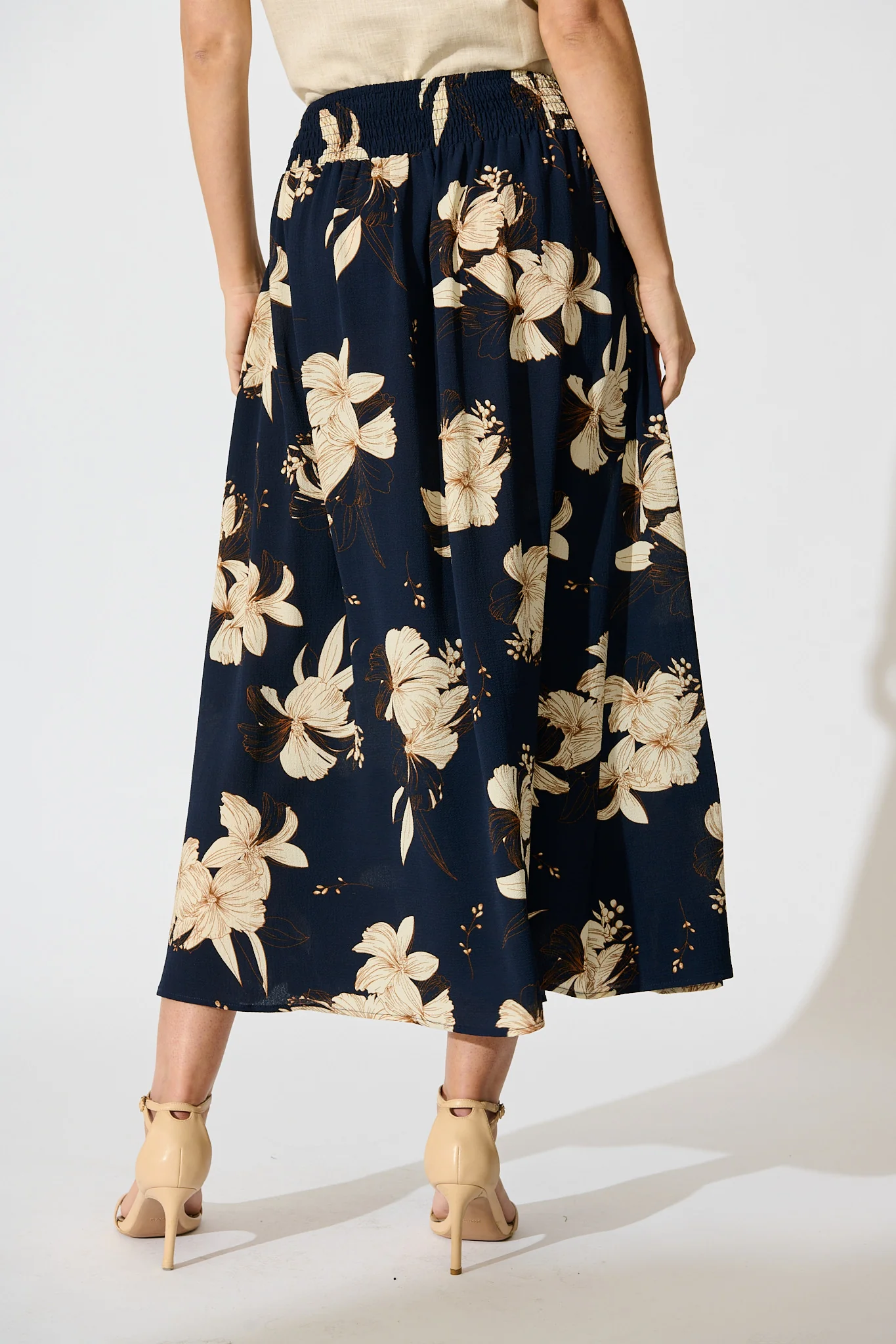 Brandsy Maxi Skirt in Navy with Cream Floral - Image 3