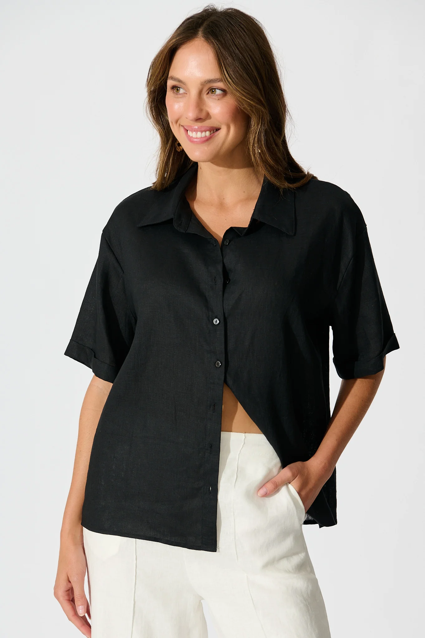 Breeze Shirt In Black Linen - Image 4