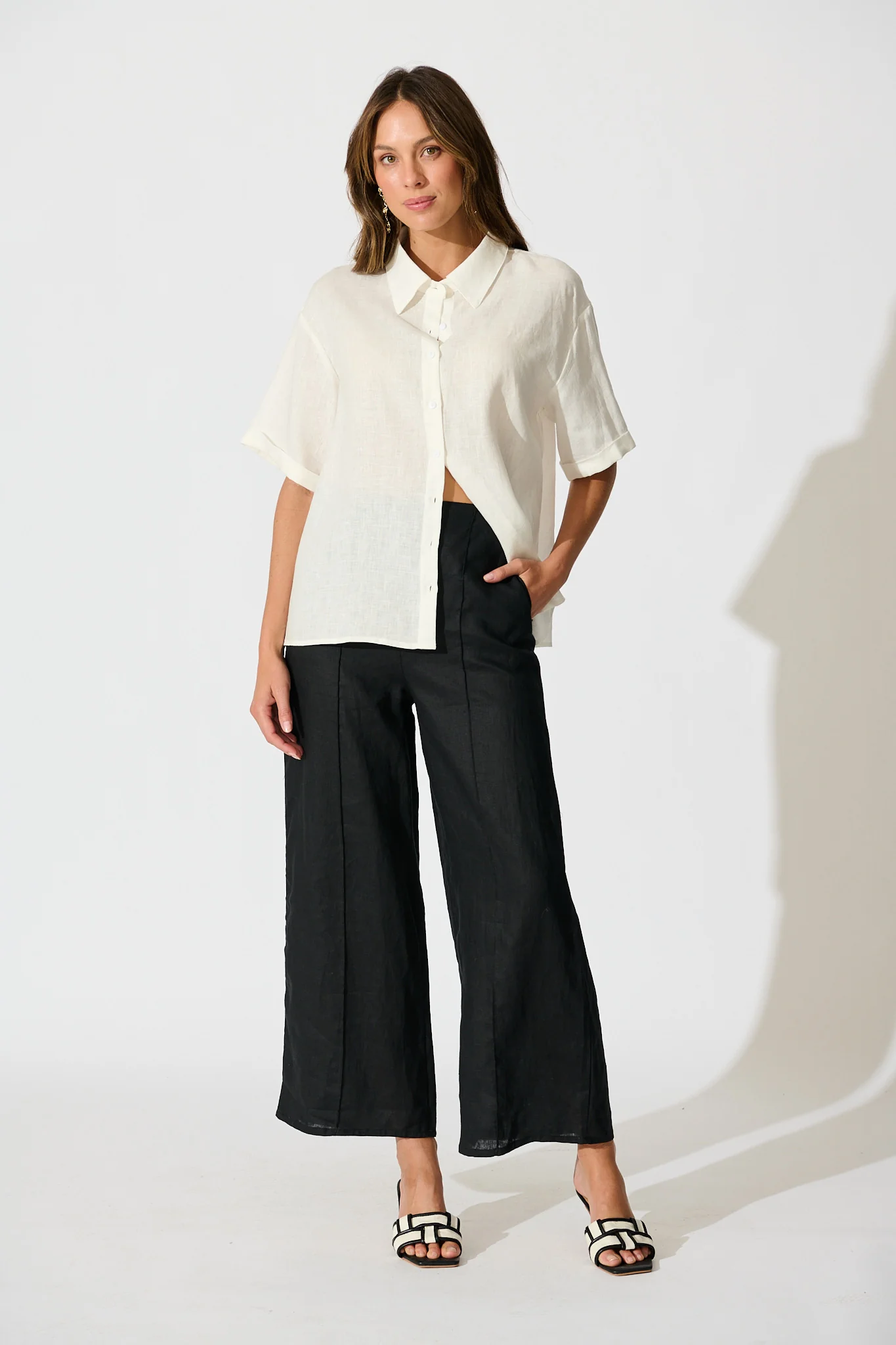 Breeze Shirt in White Linen - Image 11