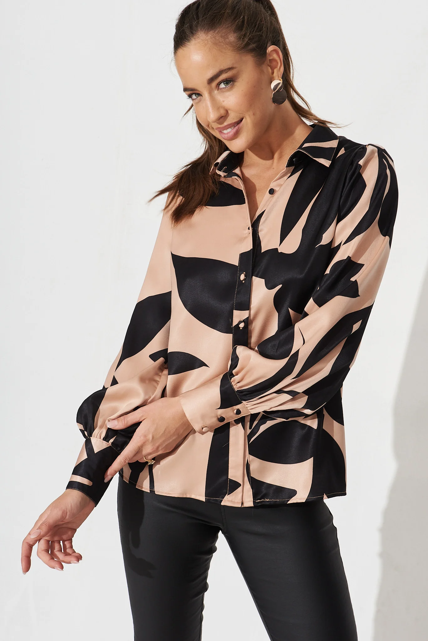 PRE ORDER Callia Shirt In Brown With Black Print - Image 3