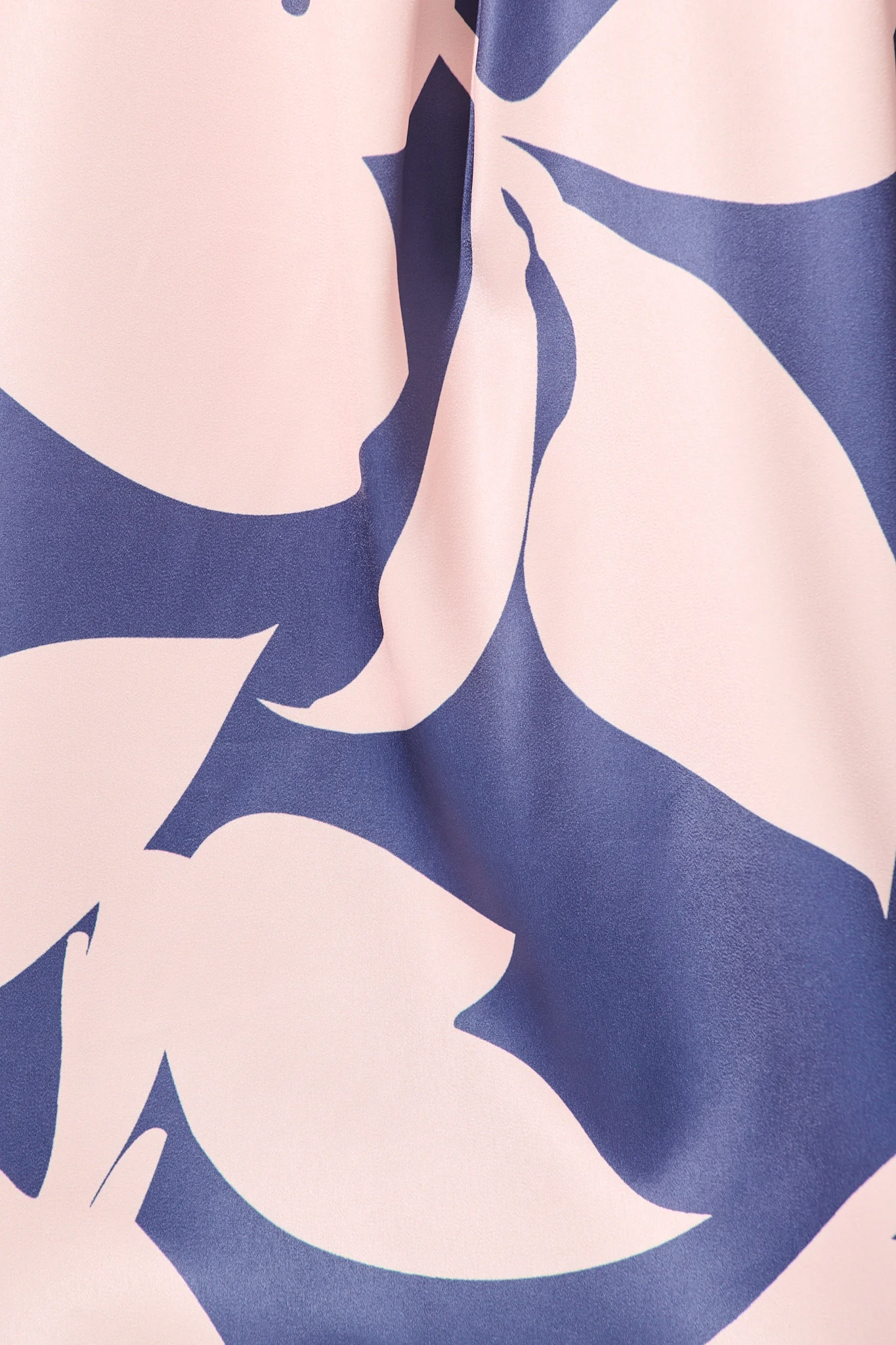 Callia Shirt in Navy with Blush Print - Image 7