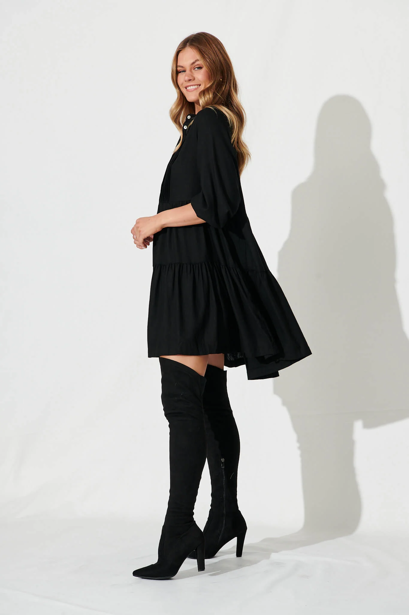 Caracelle Smock Dress in Black - Image 4