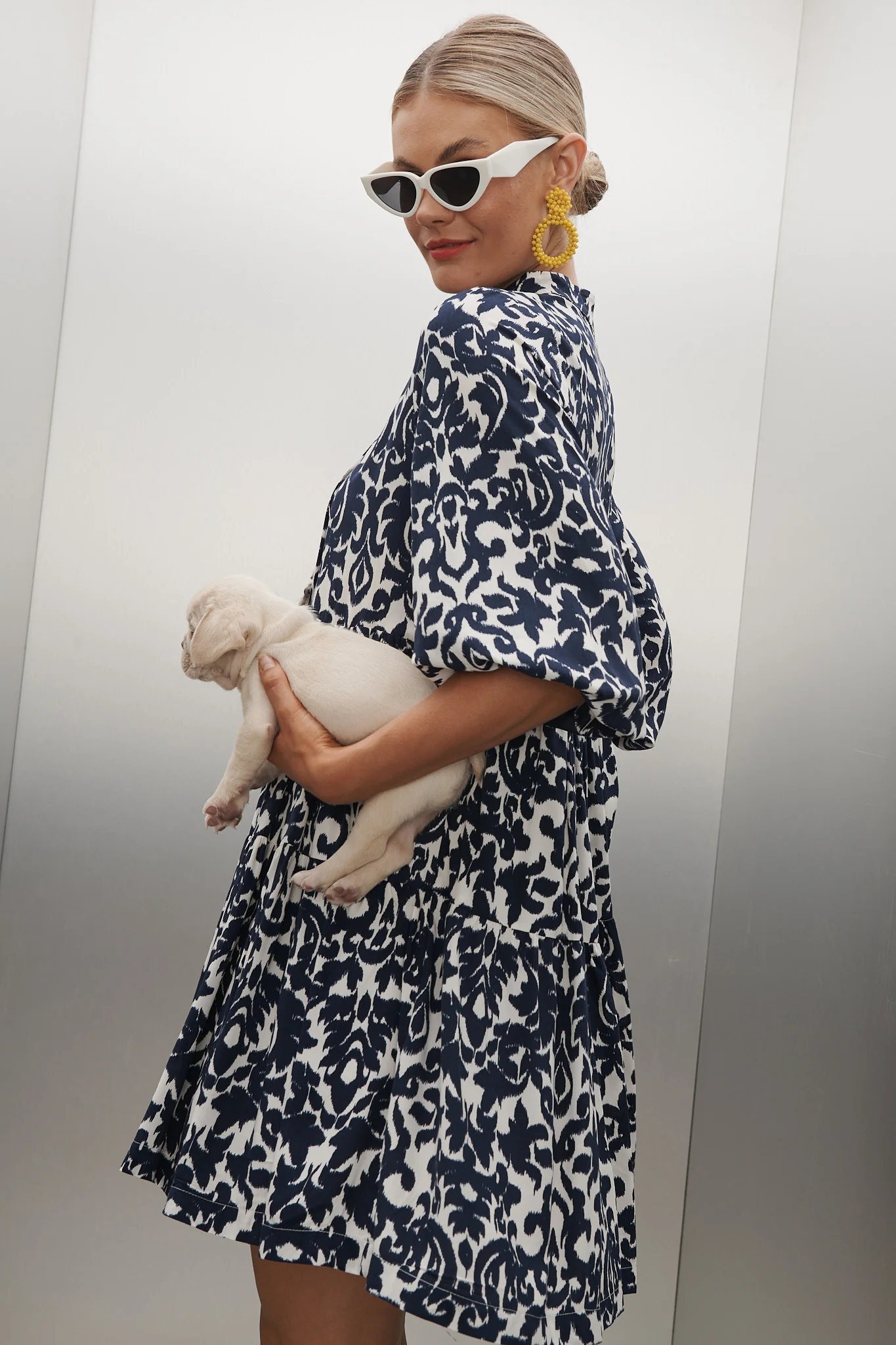 Caracelle Smock Dress In White With Navy Print - Image 2