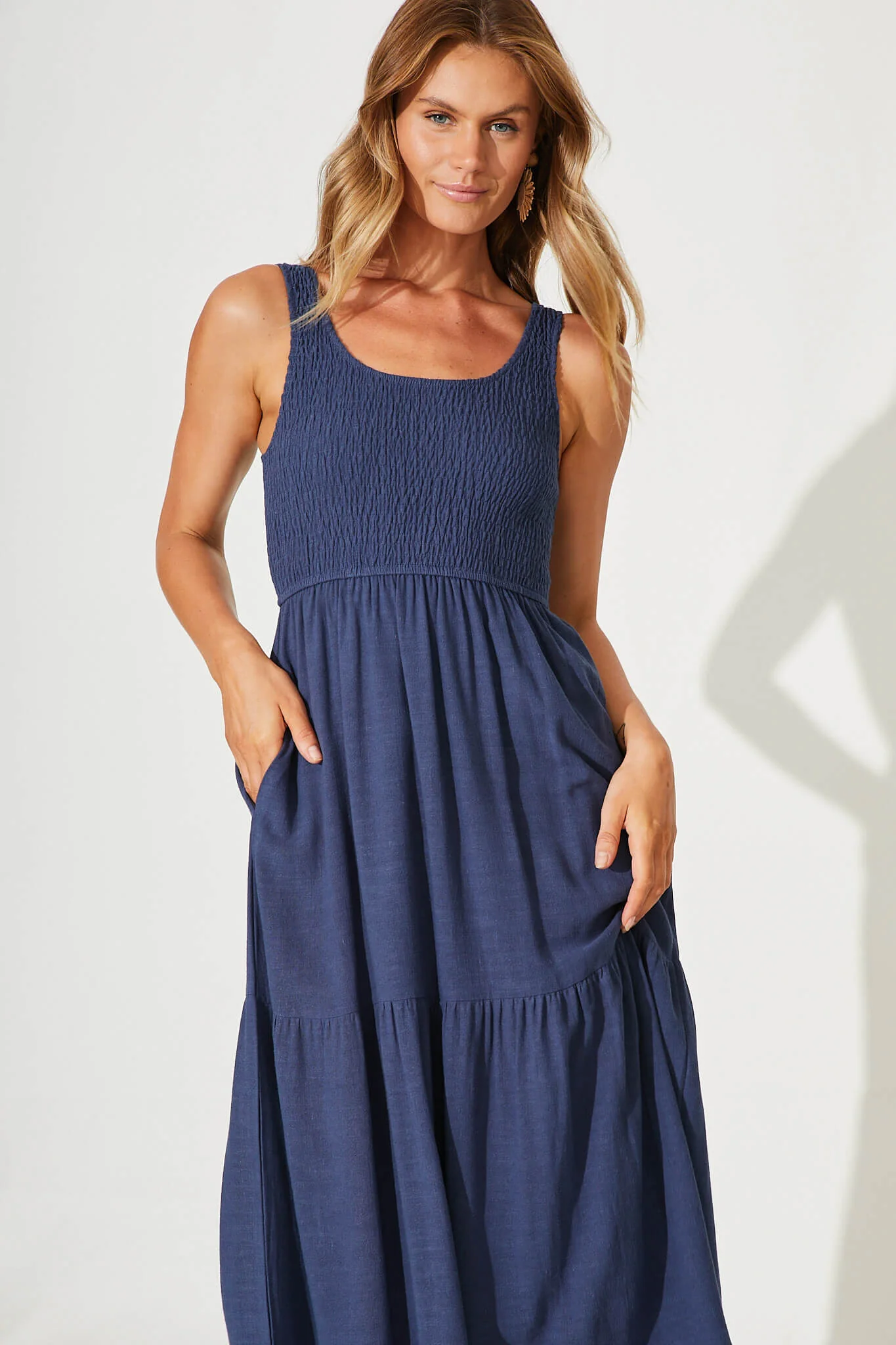 Caribbean Midi Dress In Navy Linen - Image 2