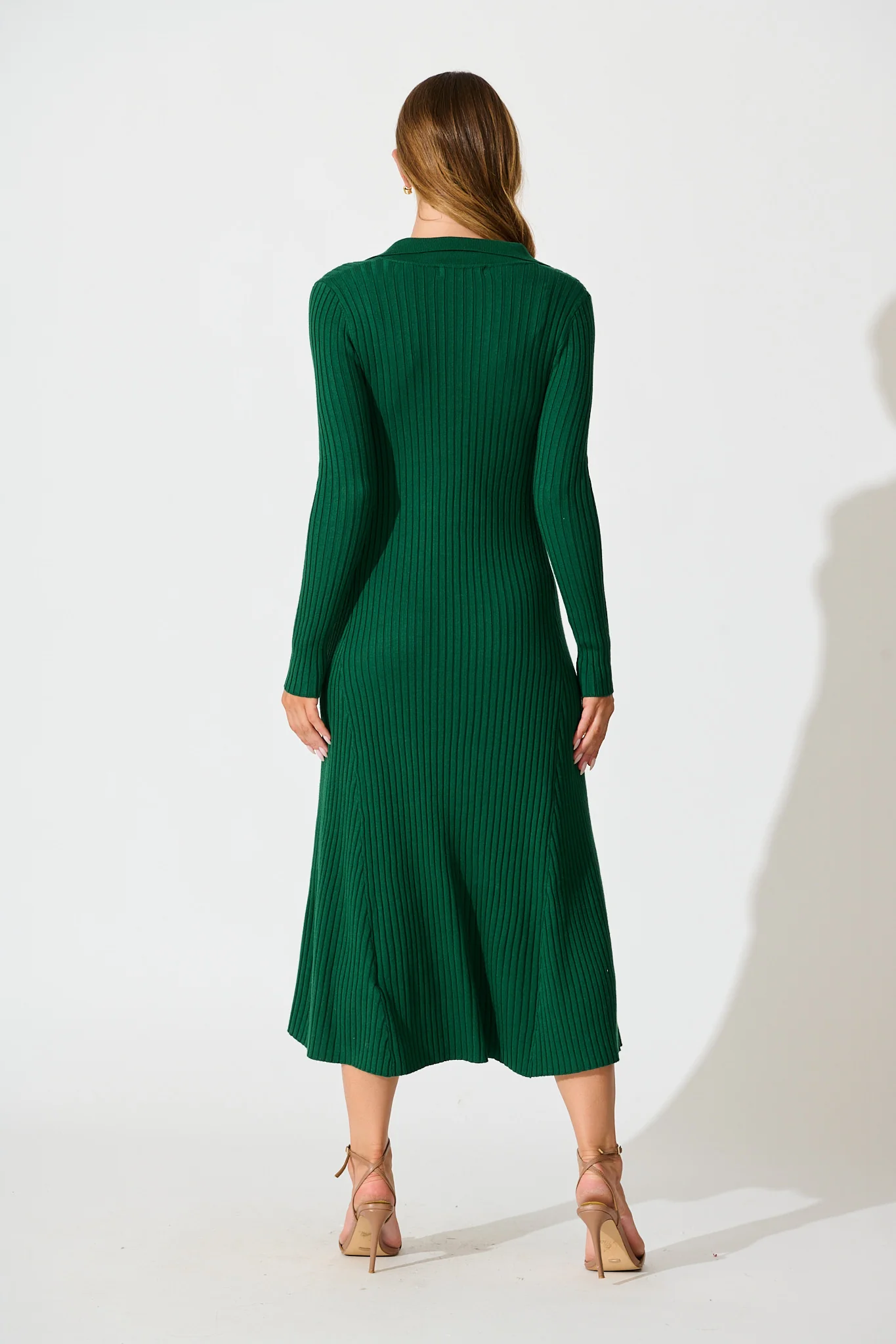 Centrepiece Midi Knit Dress in Green - Image 4