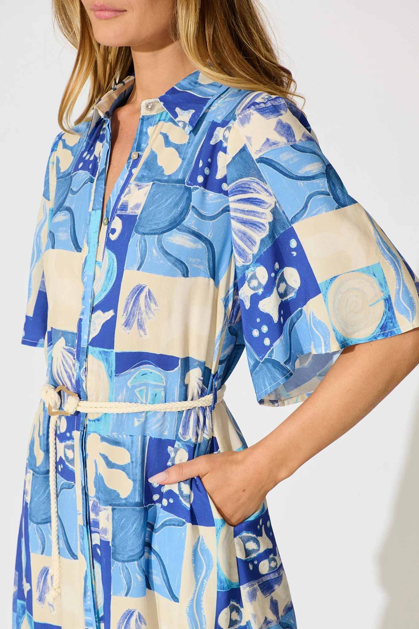 Cera Midi Shirt Dress in Blue Sea Shell Print - Image 5