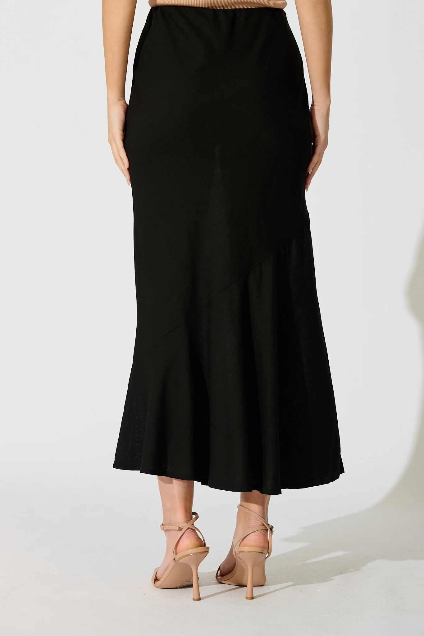 Charlee Maxi Skirt in Black Linen Blend - Image 3