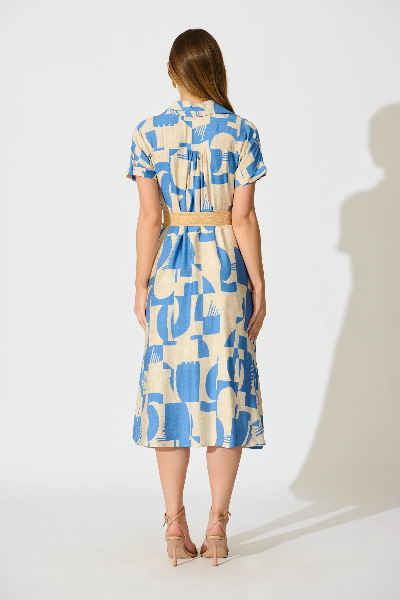 Charli Midi Shirt Dress in Blue Geometric Print with Belt - Image 4