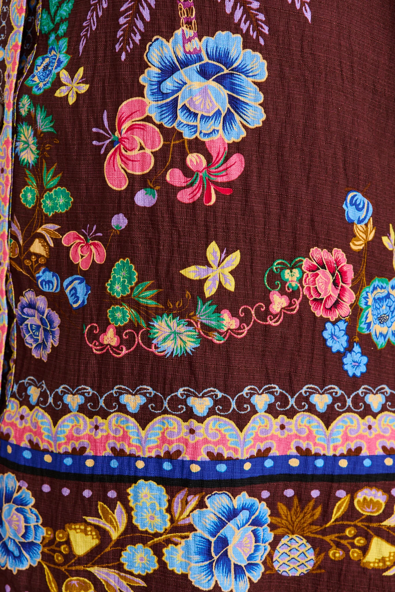 Cheering Top in Chocolate Multi Floral Print Linen Blend - Image 6
