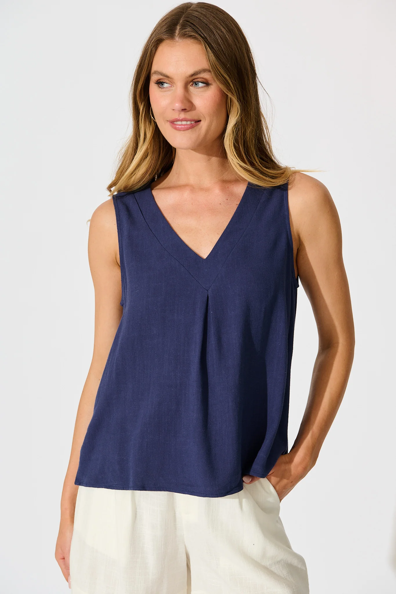 Chloanna Top in Navy Linen Blend