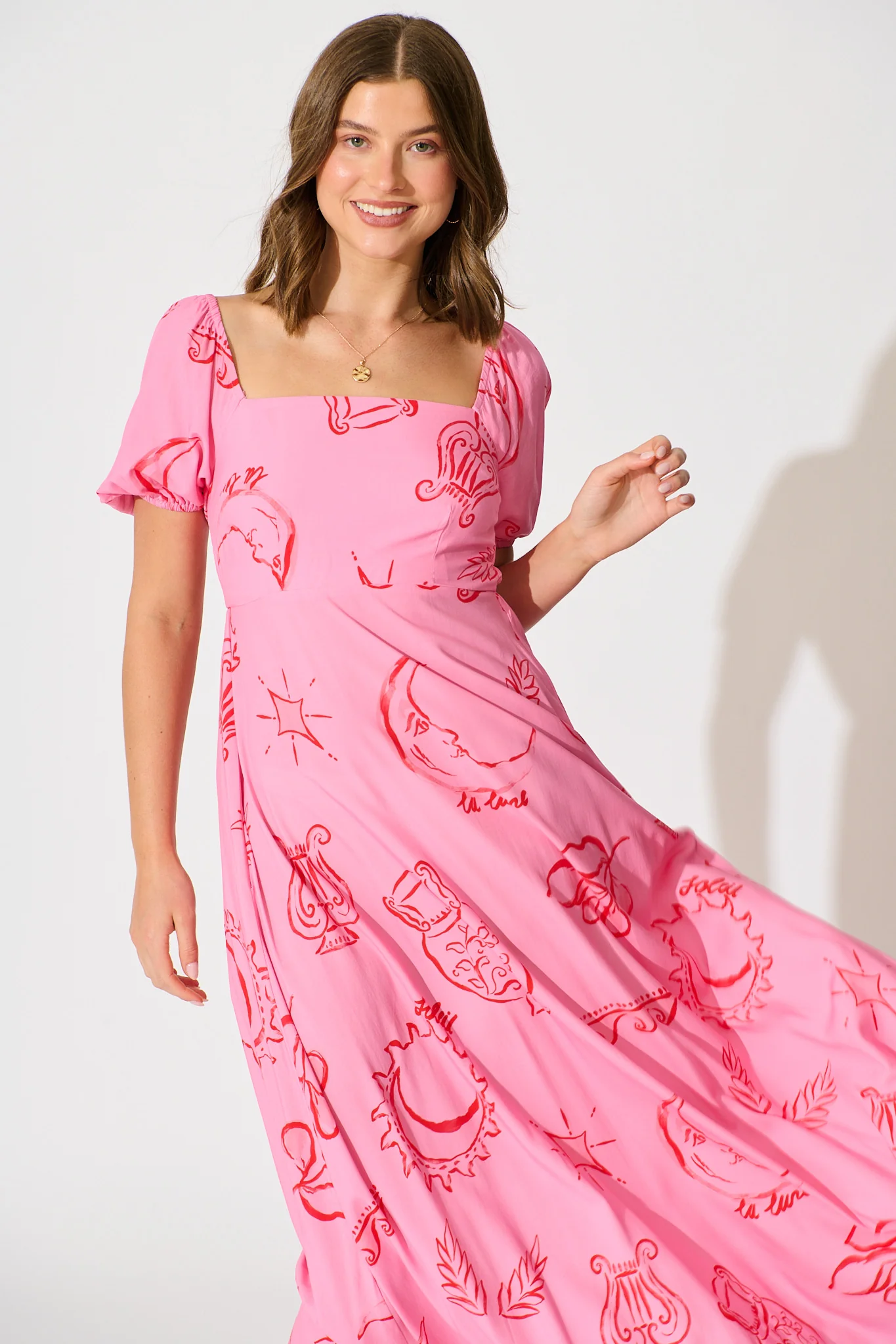 Ciniza Maxi Dress in Pink with Red Print - Image 2