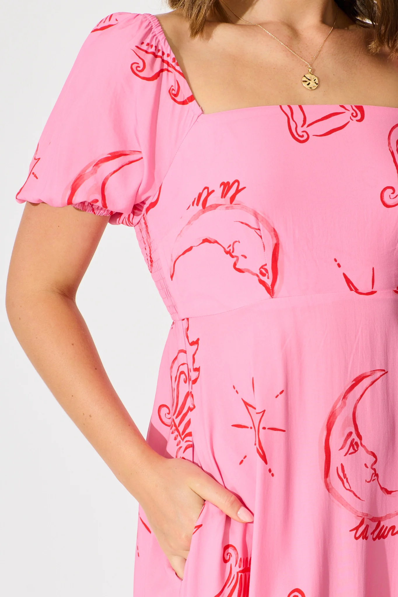 Ciniza Maxi Dress in Pink with Red Print - Image 5