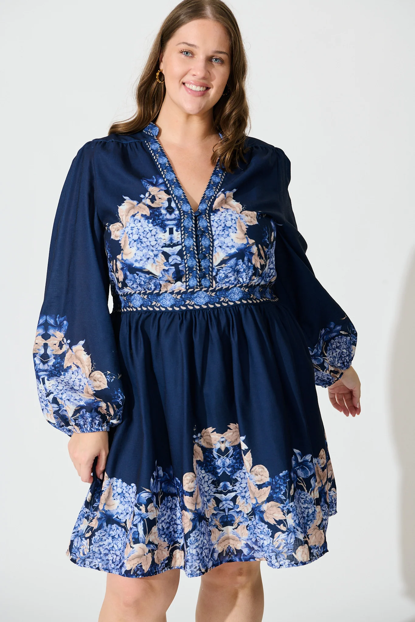 Clarion Dress in Navy Border Floral Linen Blend - Image 6