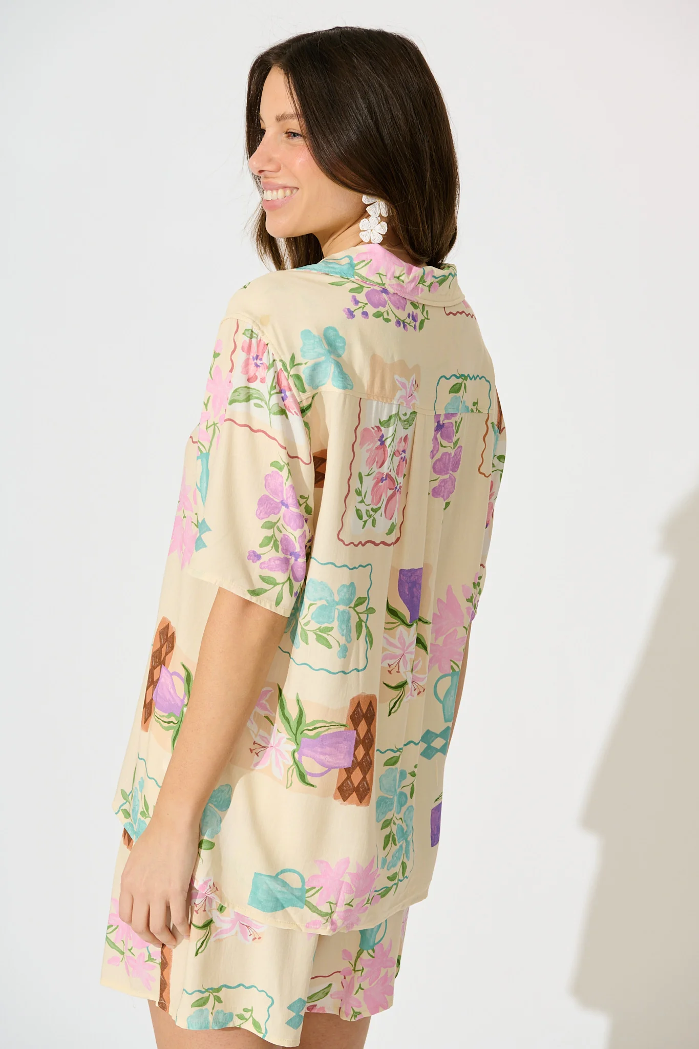 Clementine Garden Shirt in Multi Conversational Print - Image 5