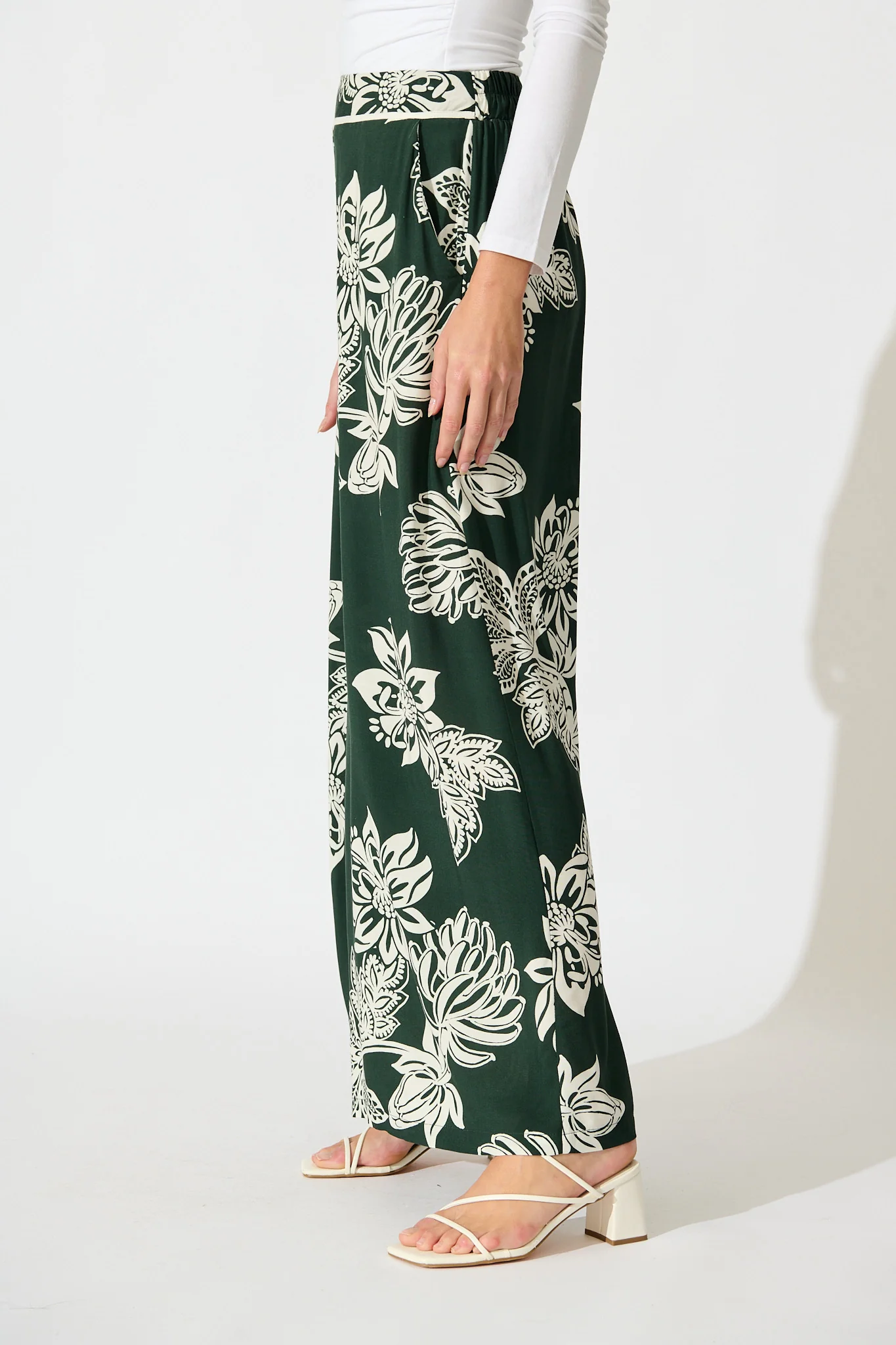 Confessions Pant in Emerald White Floral - Image 2