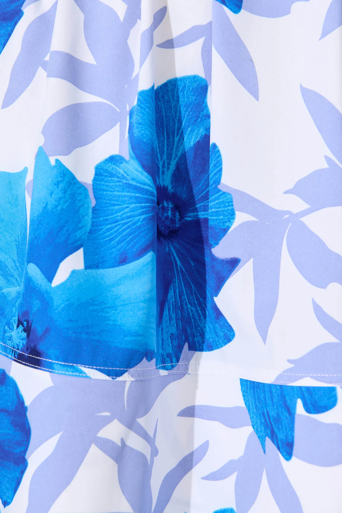 Daydream Dress In White With Blue Flower - Image 9