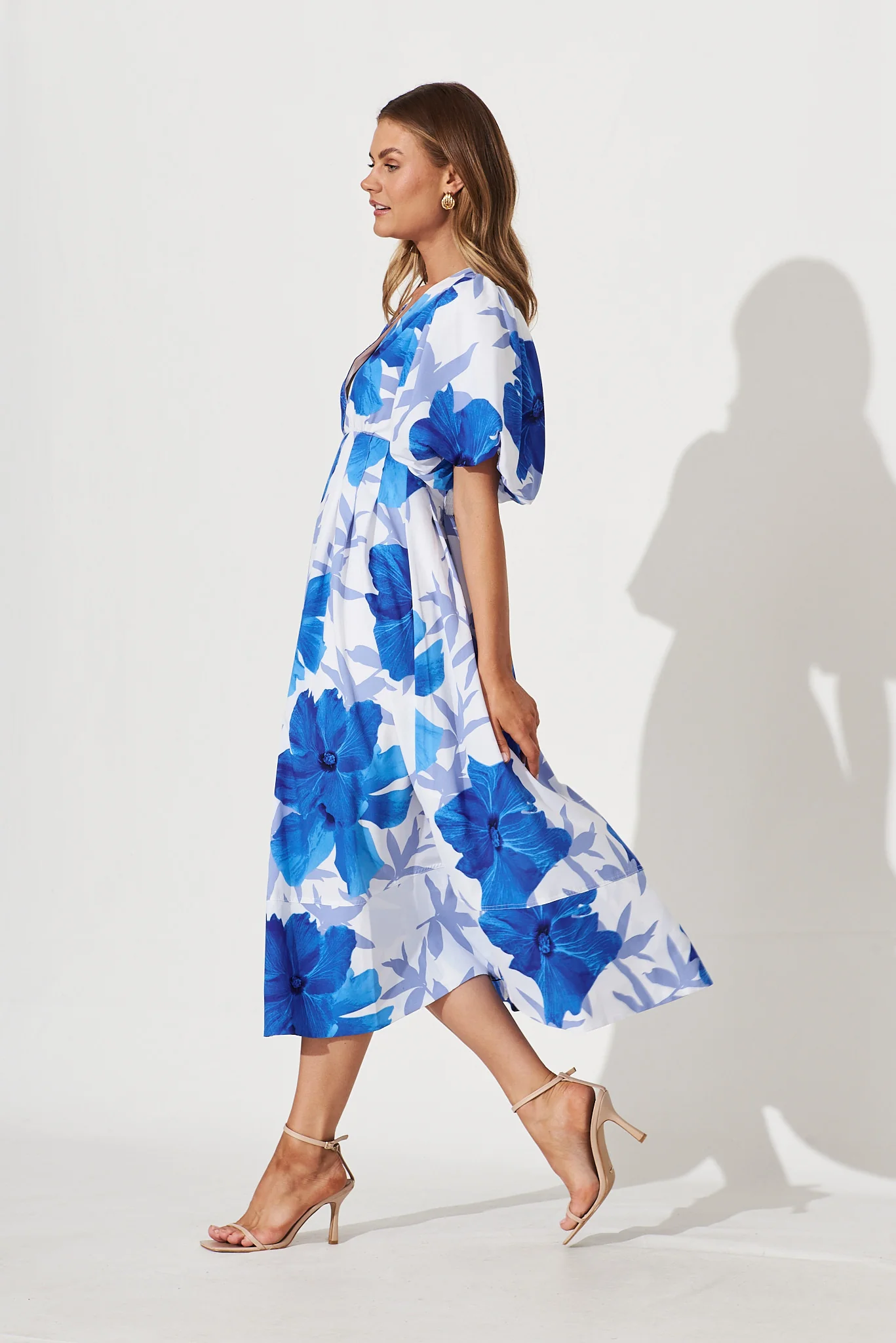 Daydreamer Midi Dress In White With Blue Flower Print - Image 3