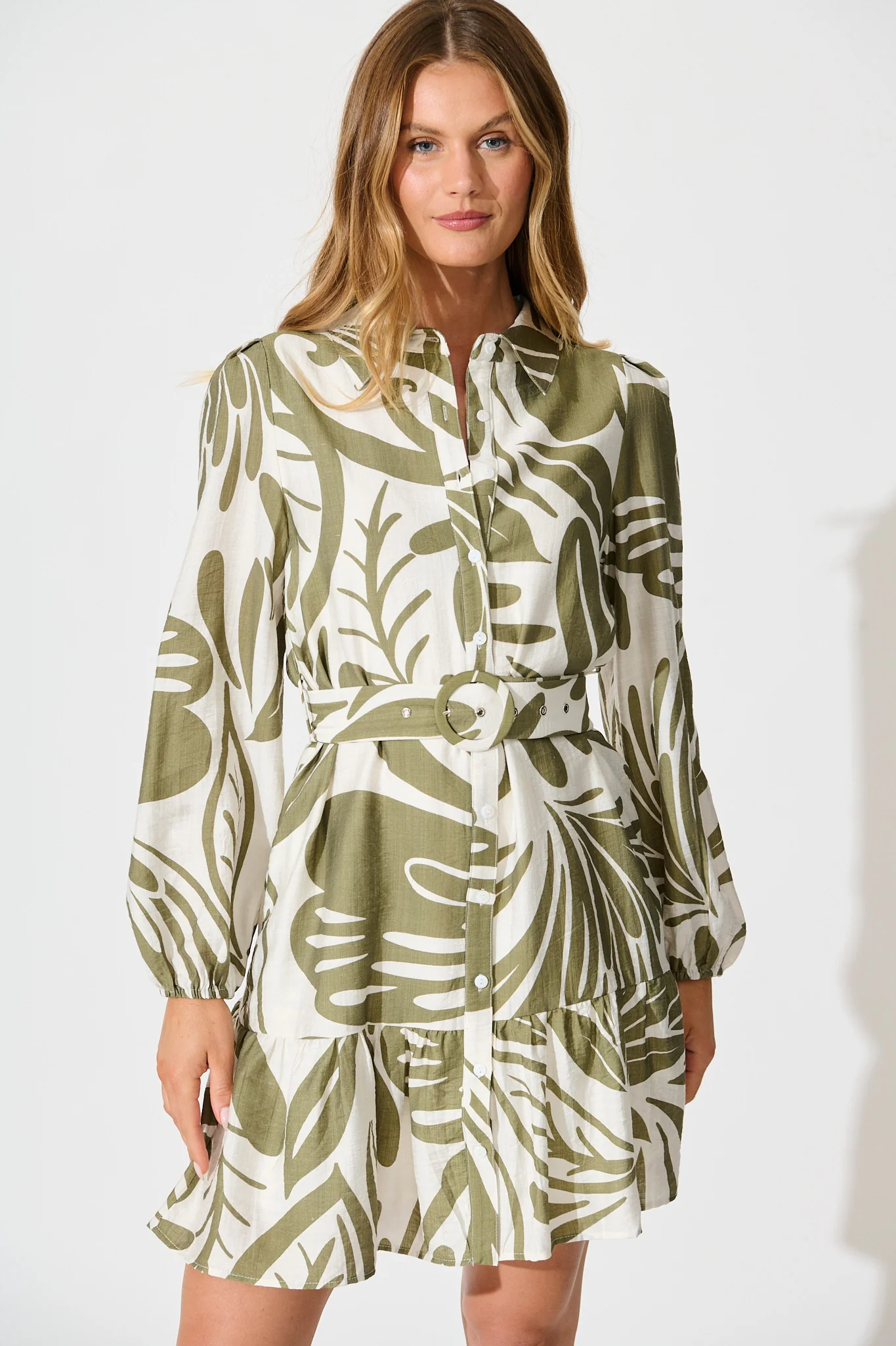 Della Shirt Dress in Khaki and Cream Leaf Print - Image 3