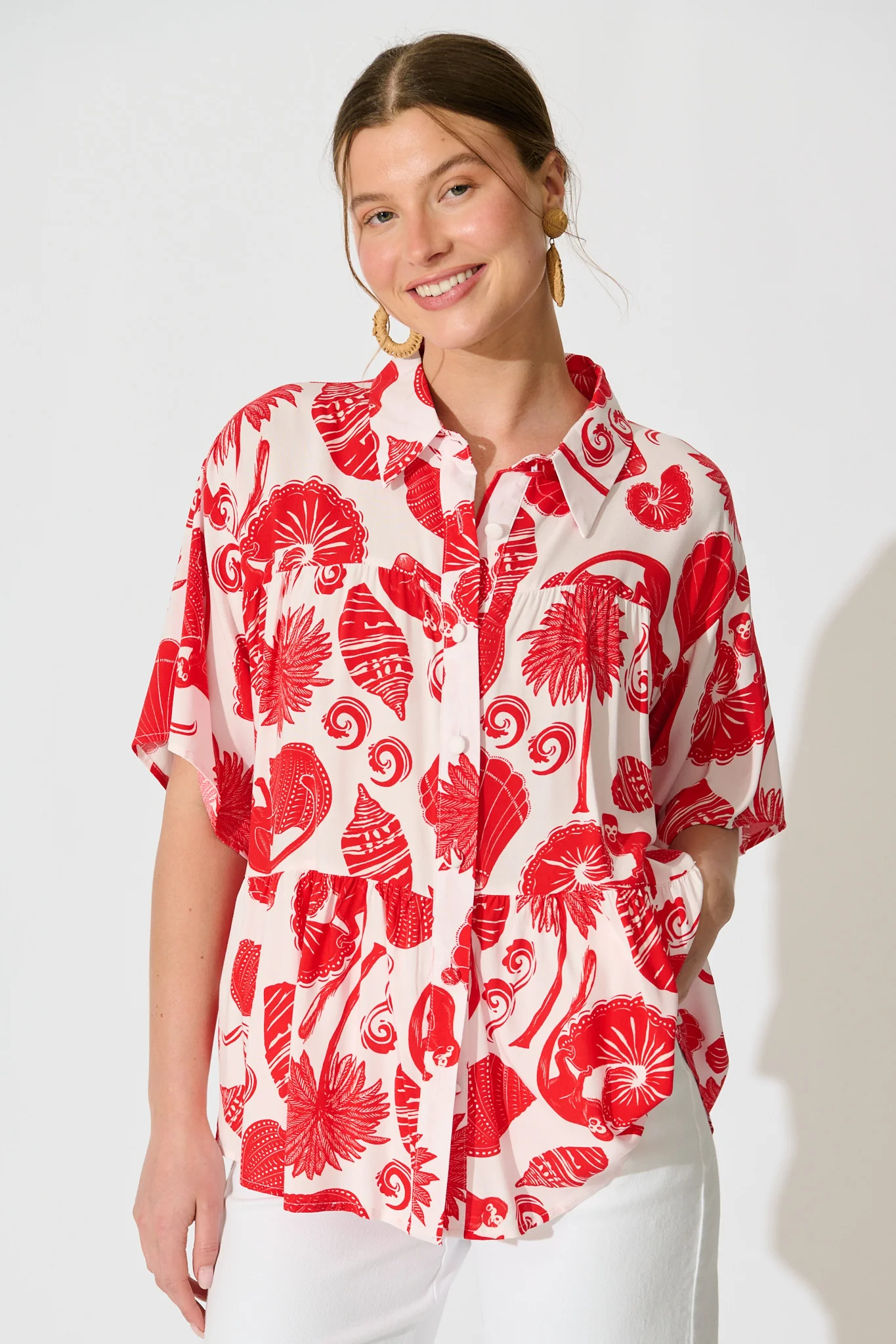 Deltina Shirt in Off White with Red Shell Print