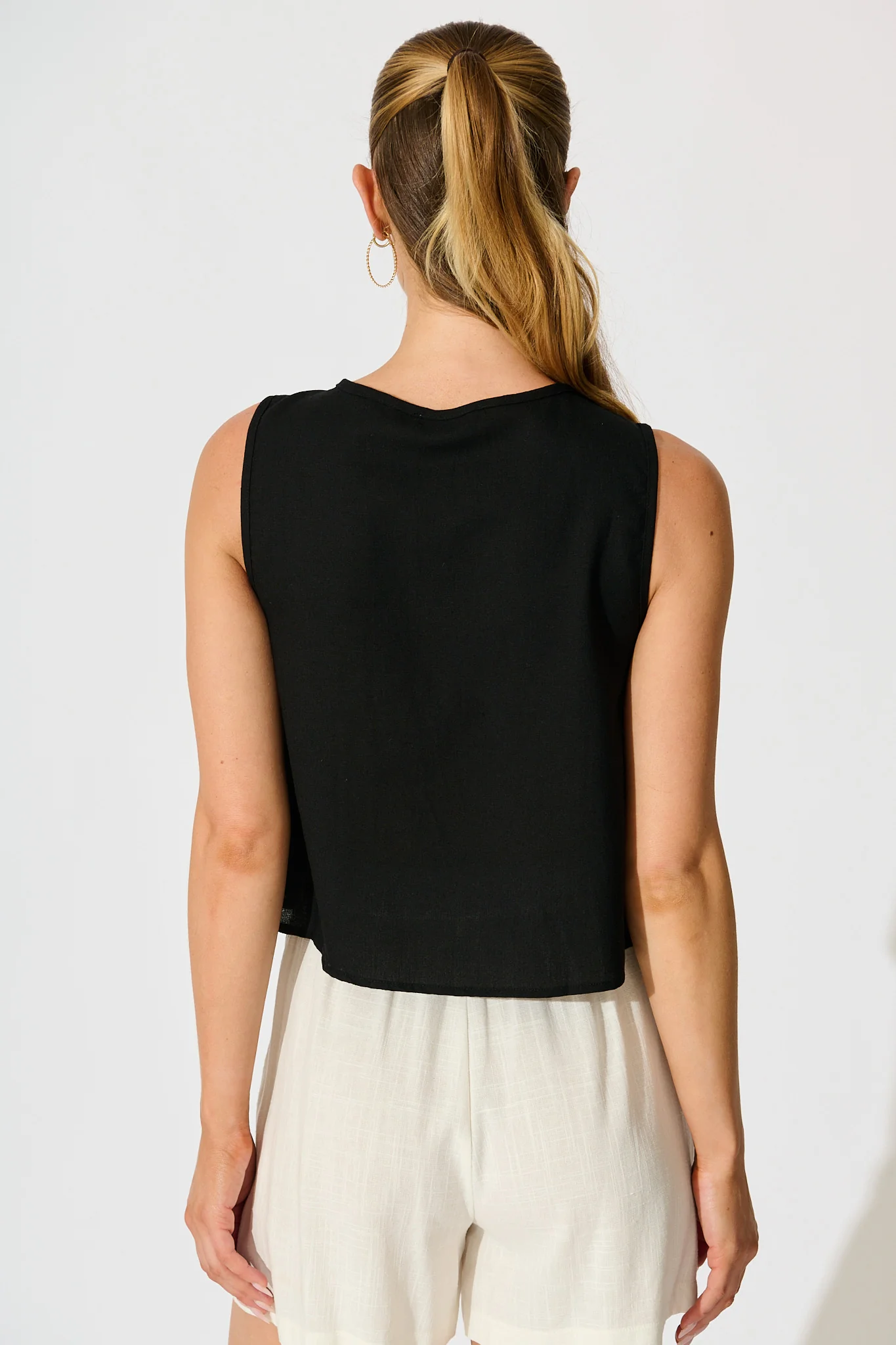 Destina Tie Front Top in Black Linen Blend - Image 3
