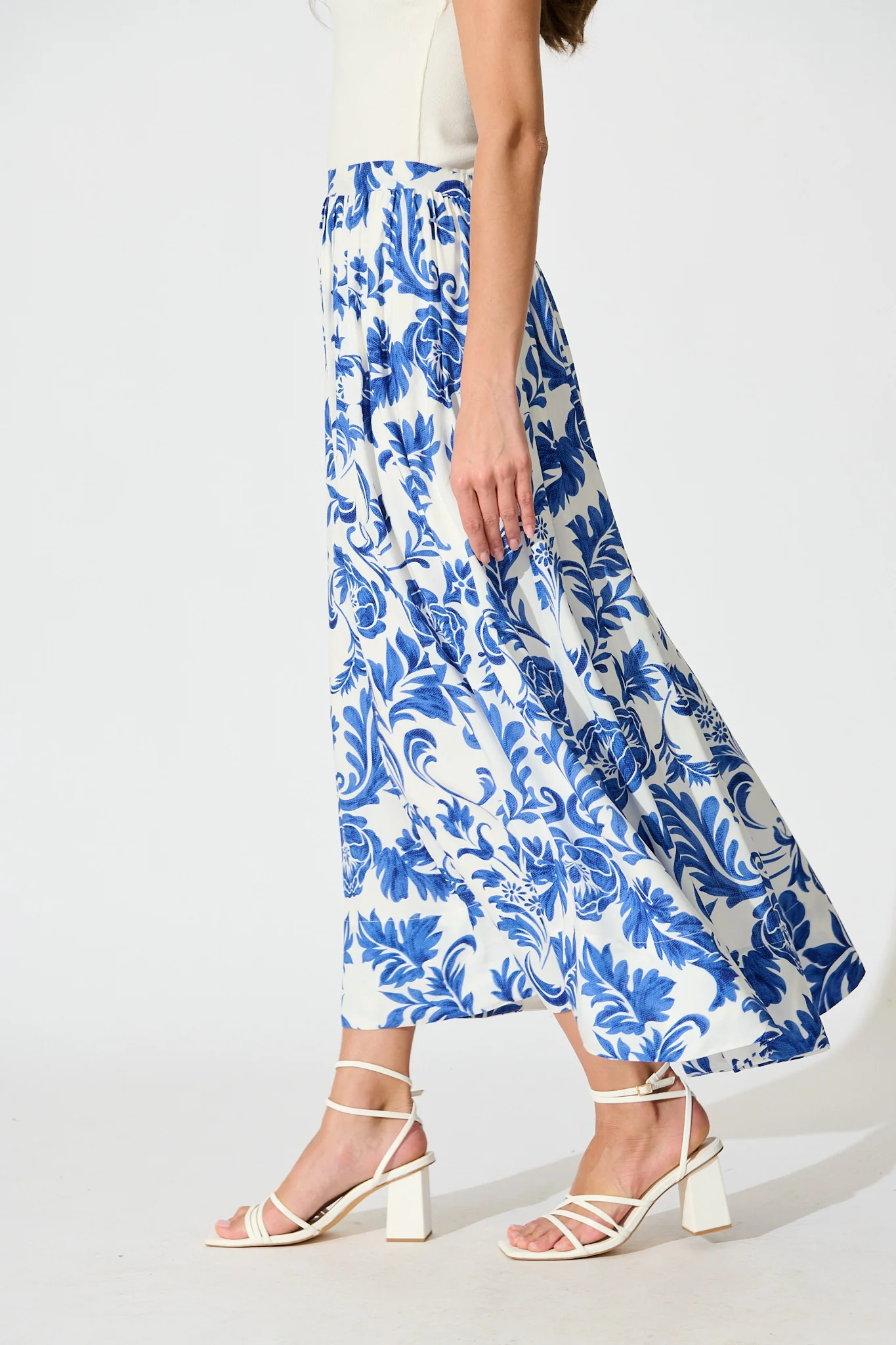 Dip and Dusk Maxi Skirt in White with Blue Floral - Image 2