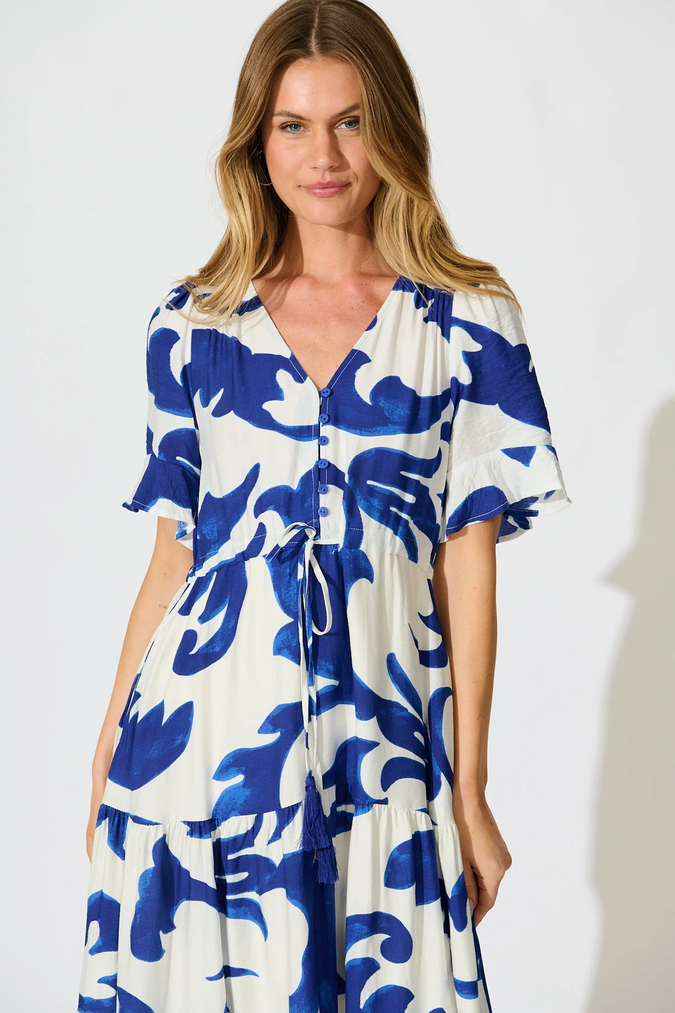 Effia Midi Dress in Blue and White Leaf Print - Image 2