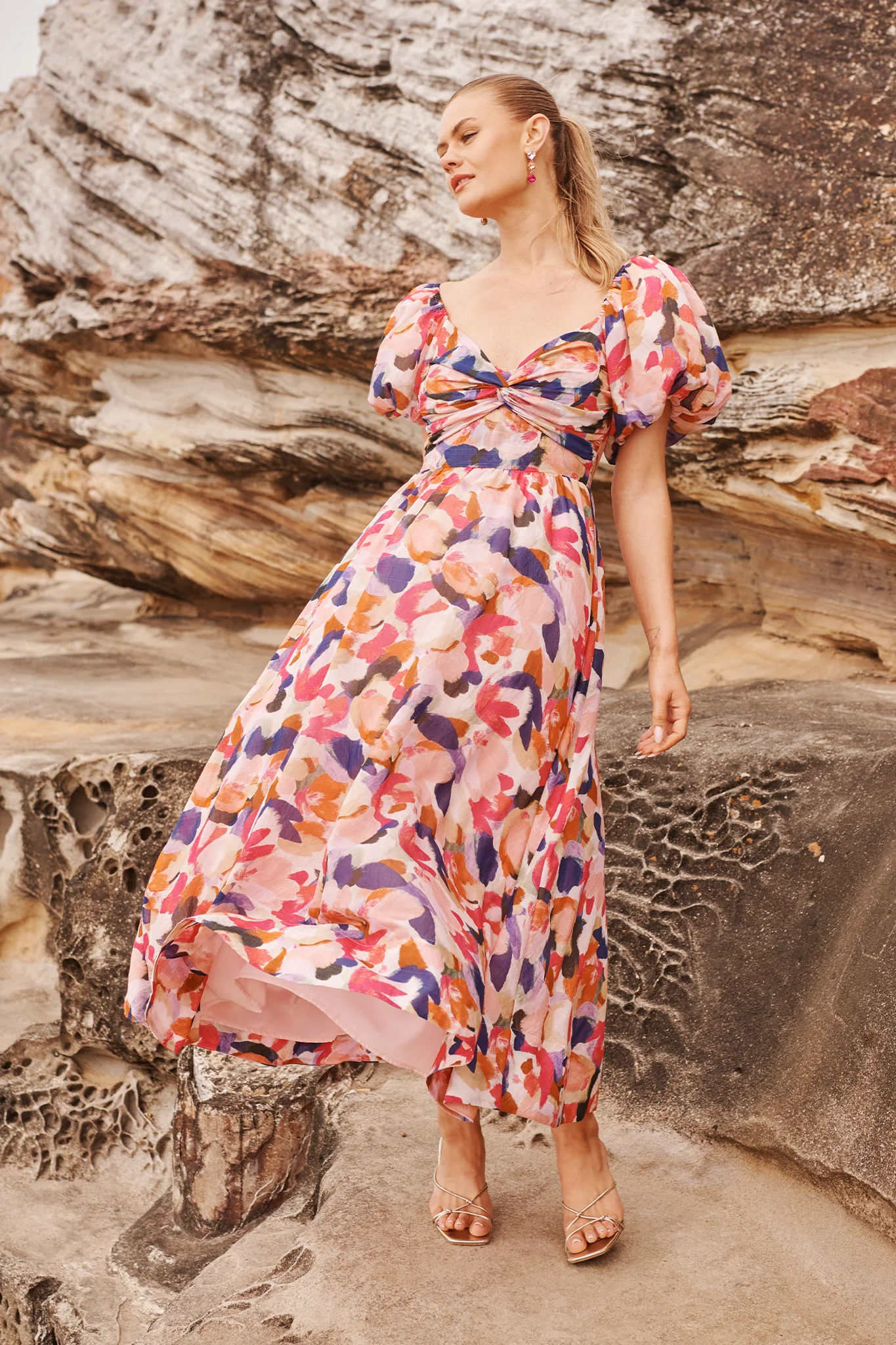 Effortless Luxe Maxi Dress in Multi Print - Image 6