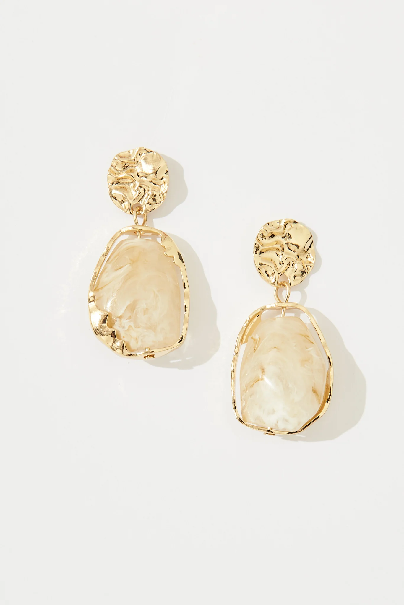 Elara Earrings In Gold