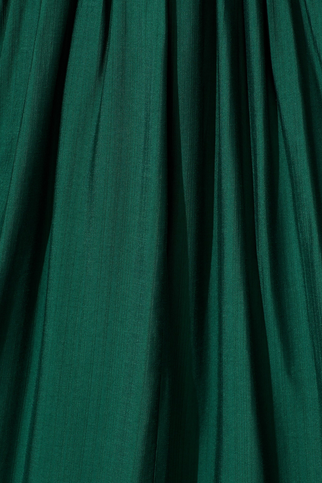 Elegance Echo Maxi Dress in Emerald - Image 6