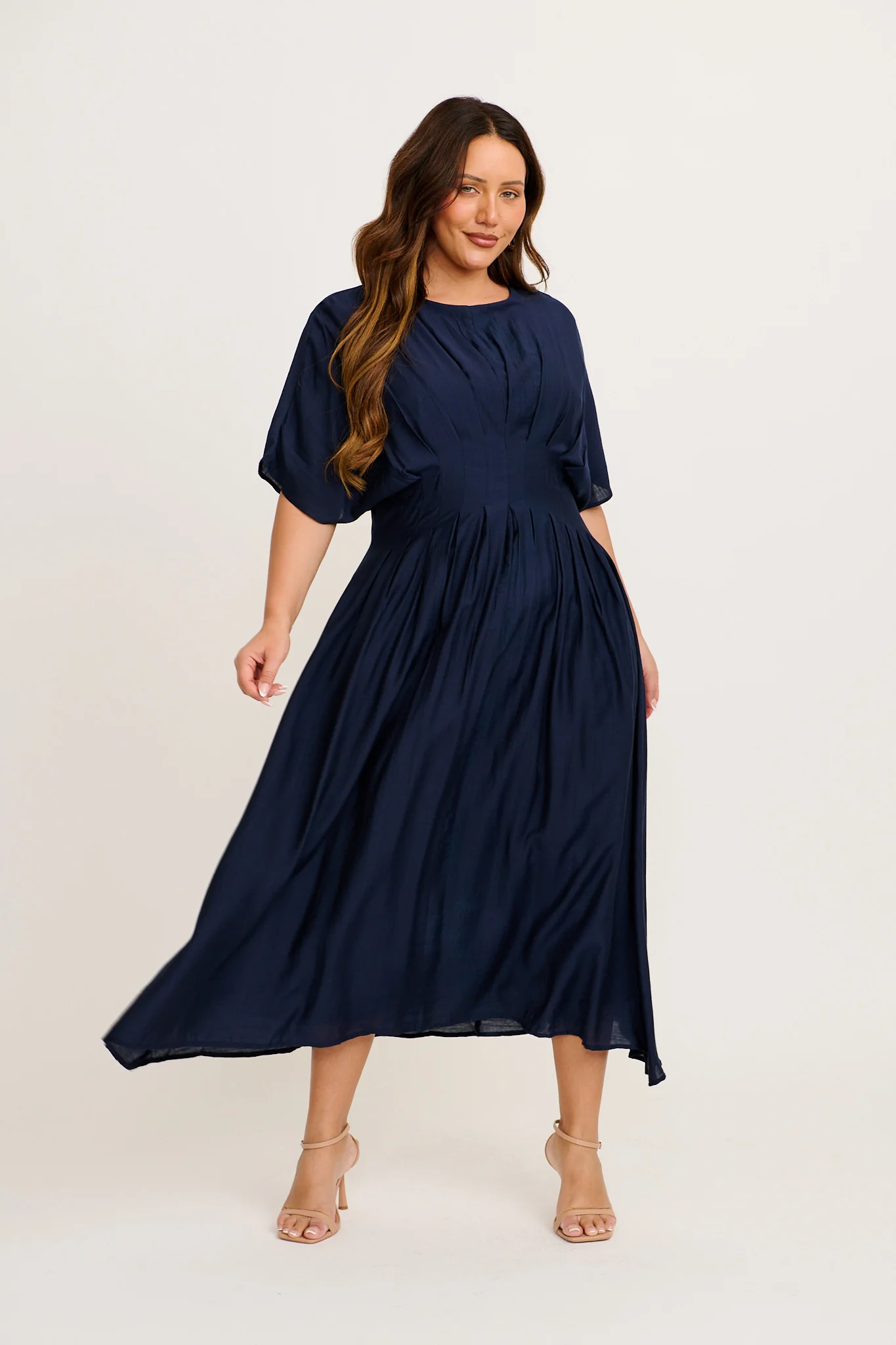 Elegance Echo Maxi Dress in Navy